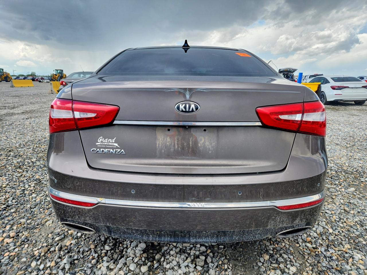 2014 Kia Cadenza Premium Желто-коричневый vin: KNALN4D72E5125781