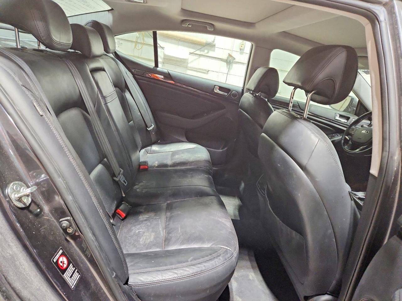 2014 Kia Cadenza Premium Charcoal vin: KNALN4D72E5130091