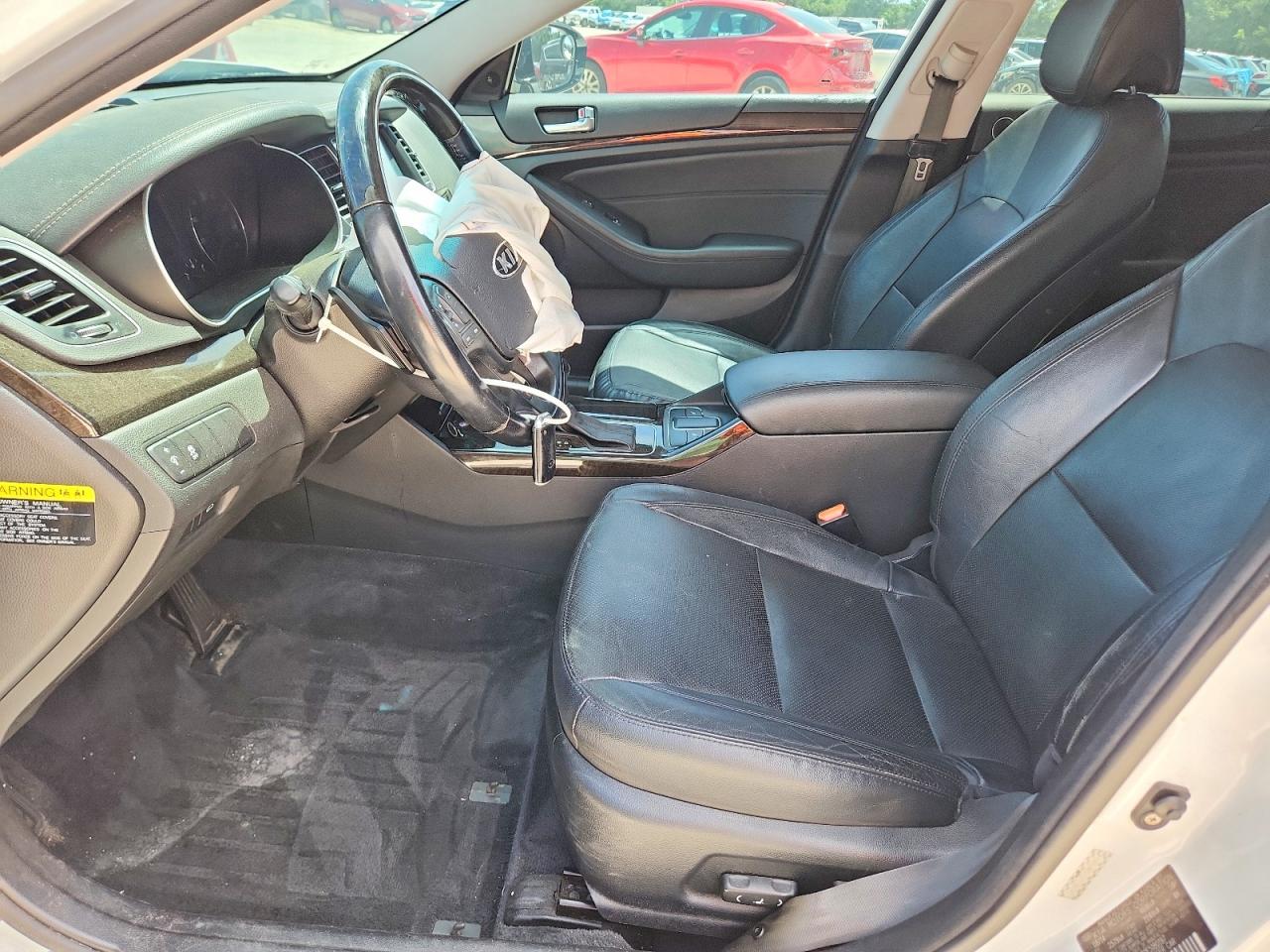 2015 Kia Cadenza Premium White vin: KNALN4D72F5180197