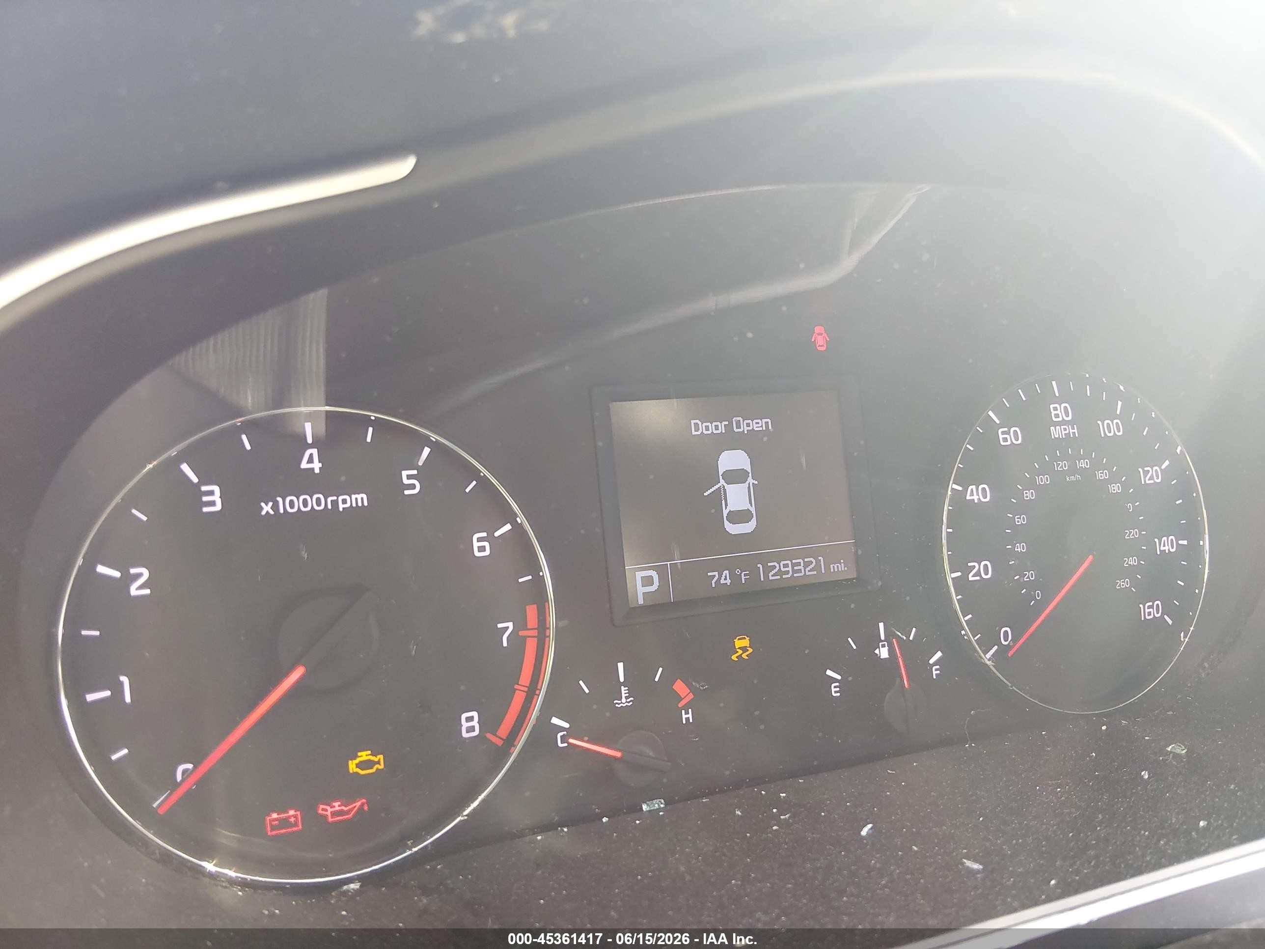 2015 Kia Cadenza Premium Black vin: KNALN4D72F5190938