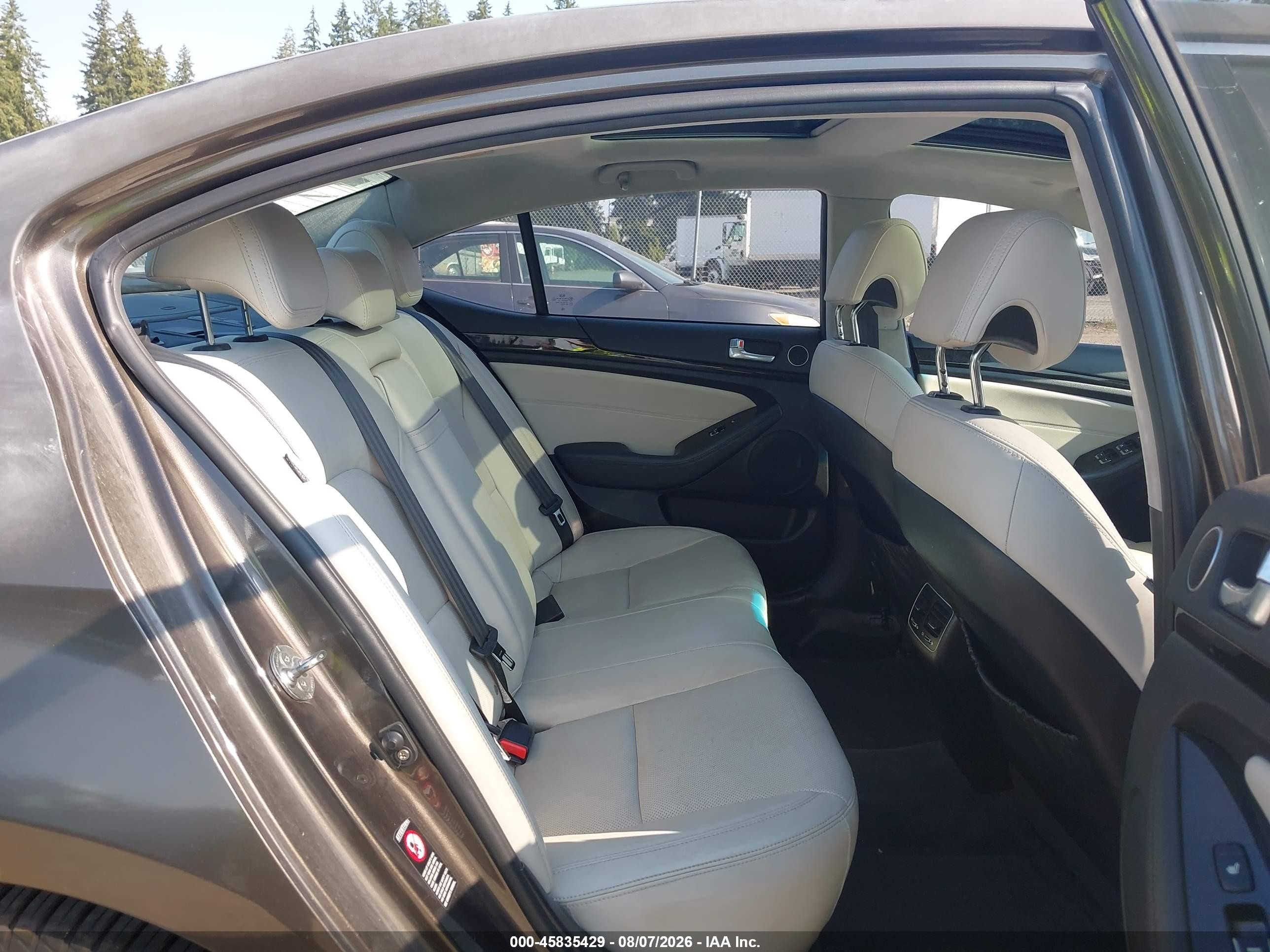 2014 Kia Cadenza Premium Brown vin: KNALN4D73E5126194