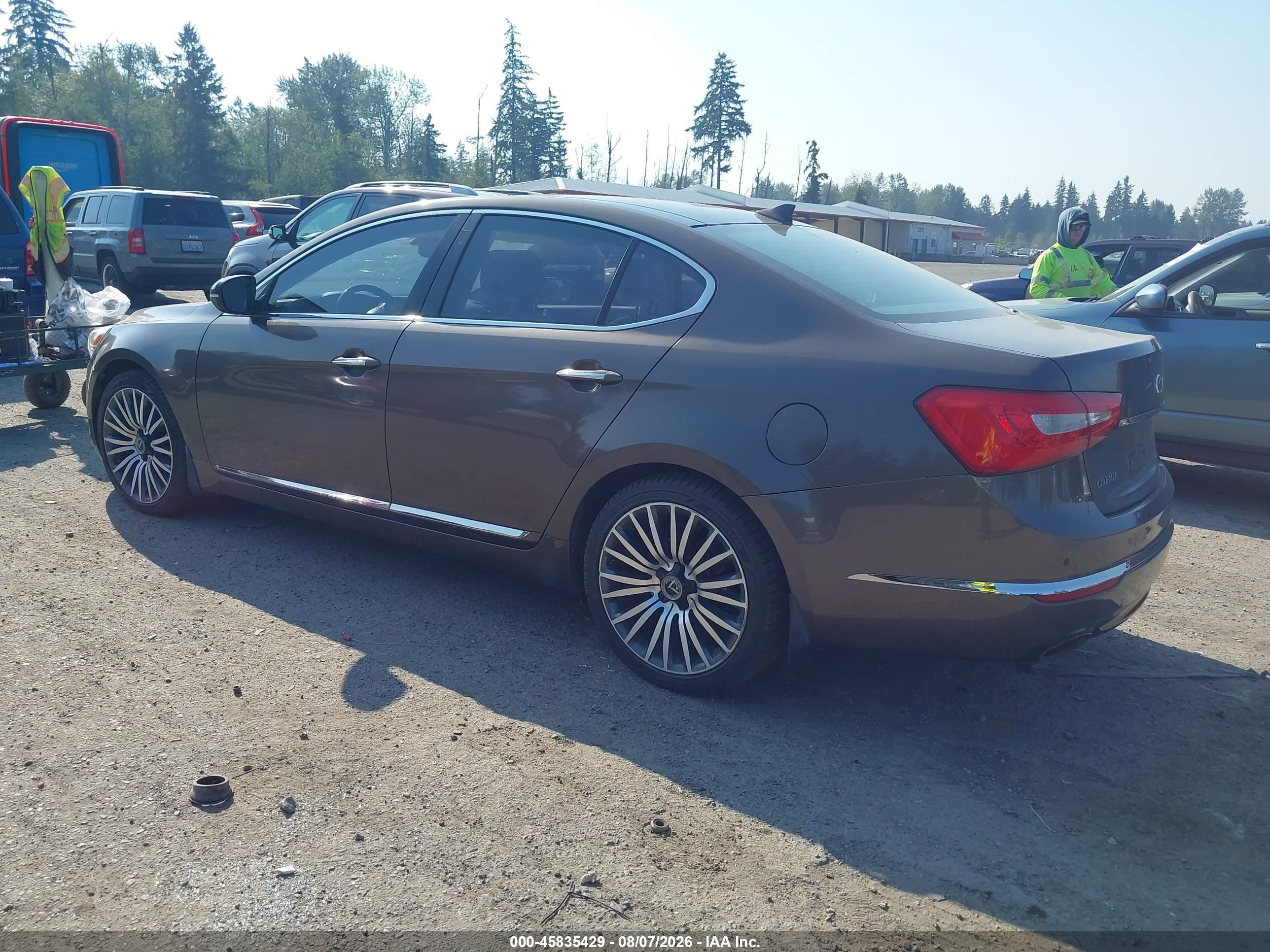 2014 Kia Cadenza Premium Brown vin: KNALN4D73E5126194