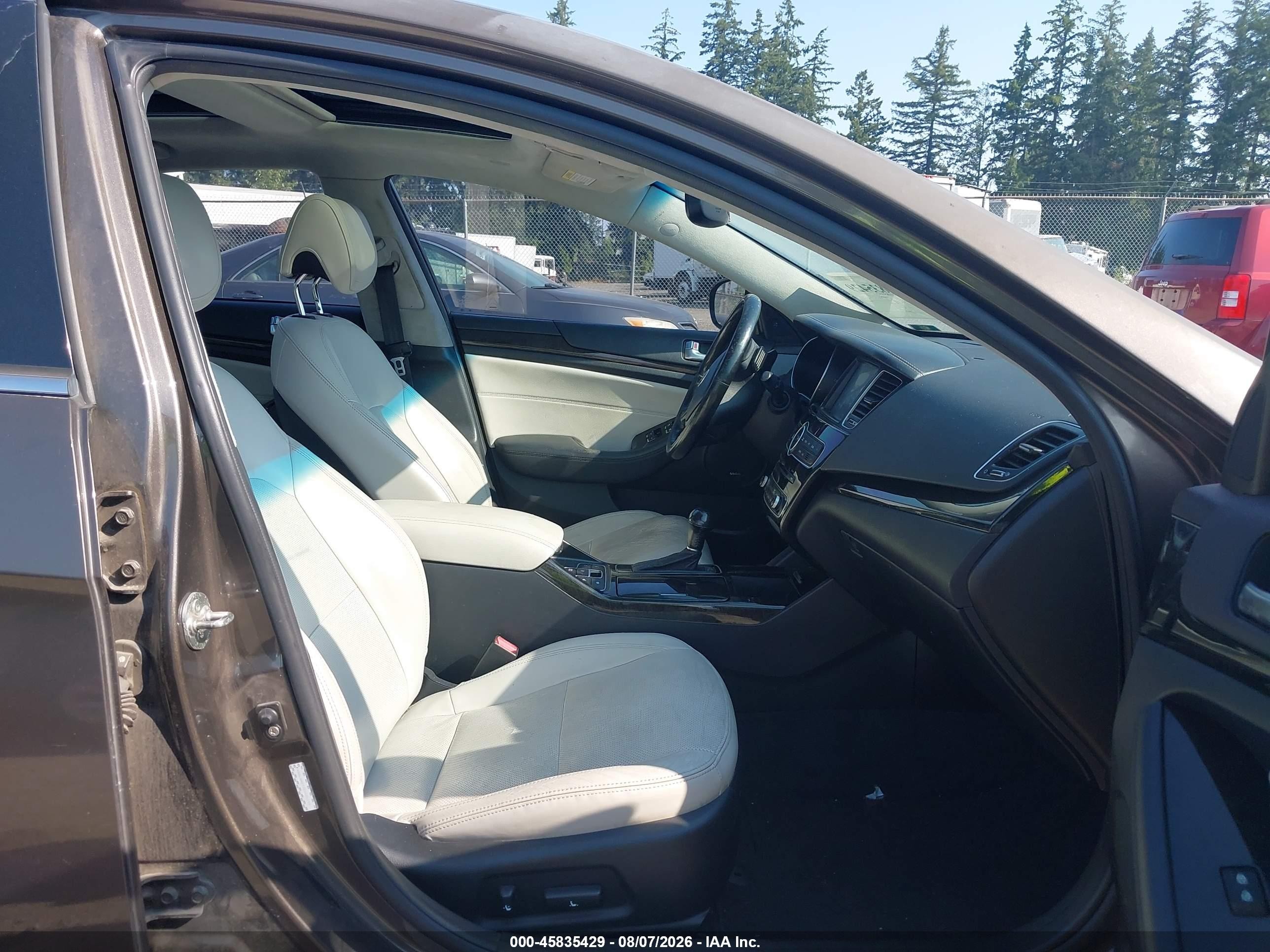 2014 Kia Cadenza Premium Brown vin: KNALN4D73E5126194