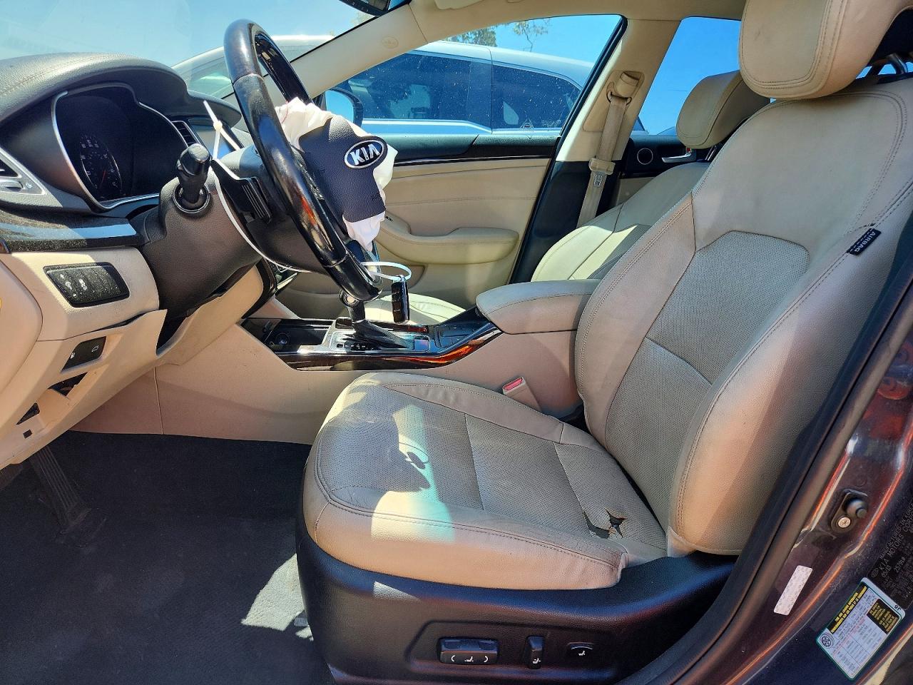 2014 Kia Cadenza Premium Gray vin: KNALN4D73E5127040
