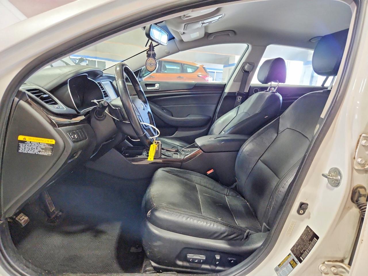 2014 Kia Cadenza Premium White vin: KNALN4D73E5153556
