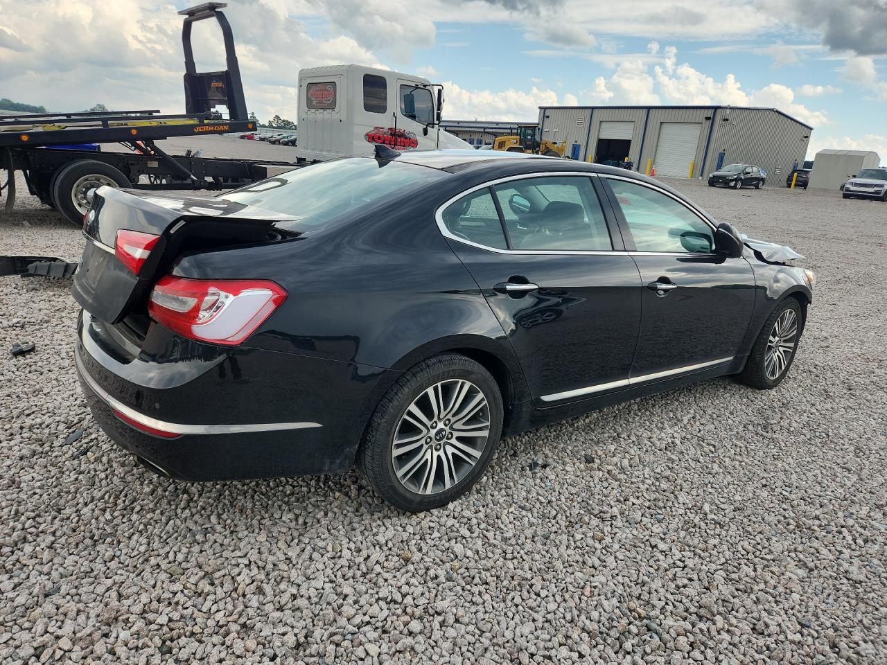2015 Kia Cadenza Premium Black vin: KNALN4D73F5170617