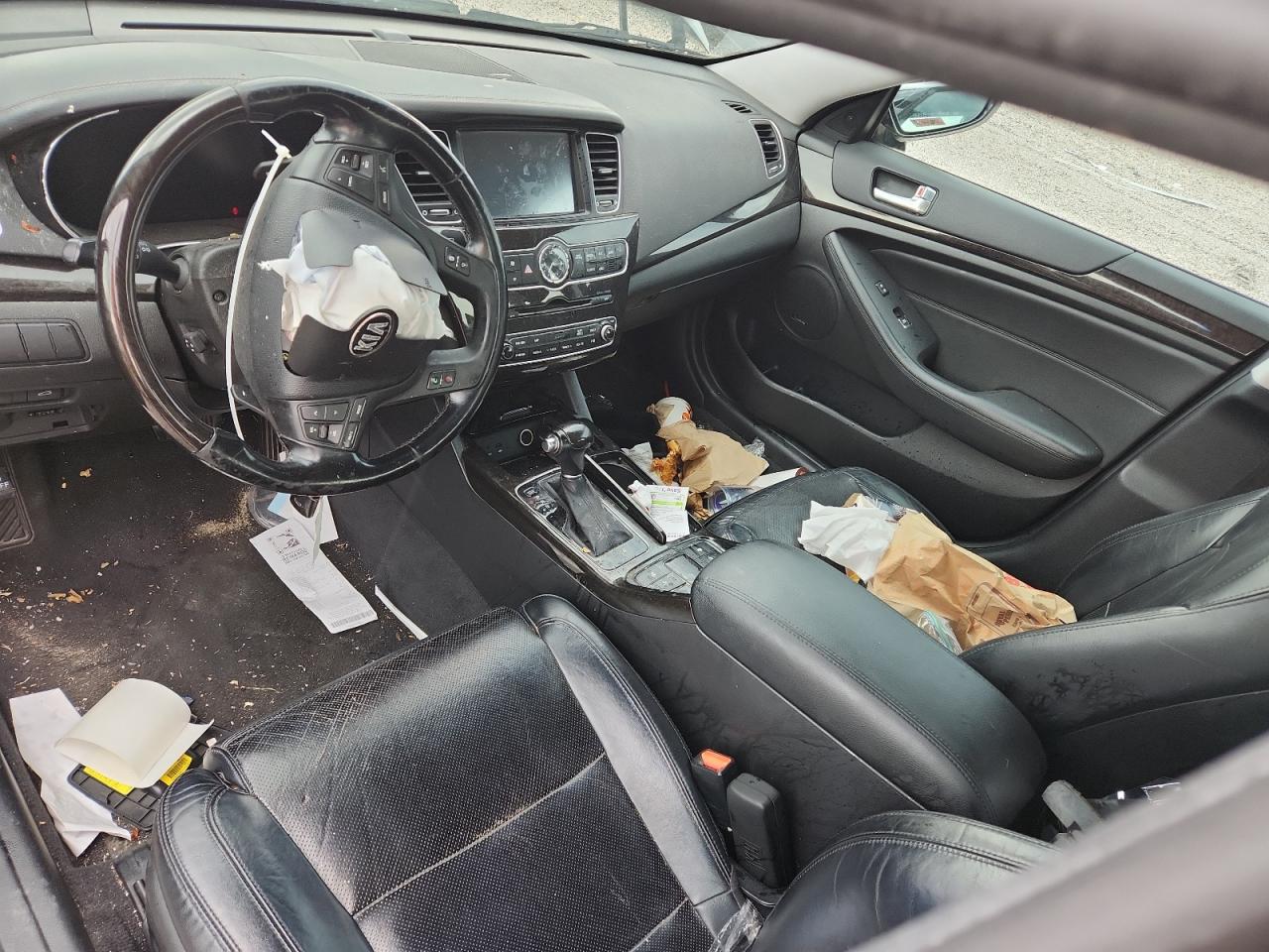 2015 Kia Cadenza Premium Black vin: KNALN4D73F5170617