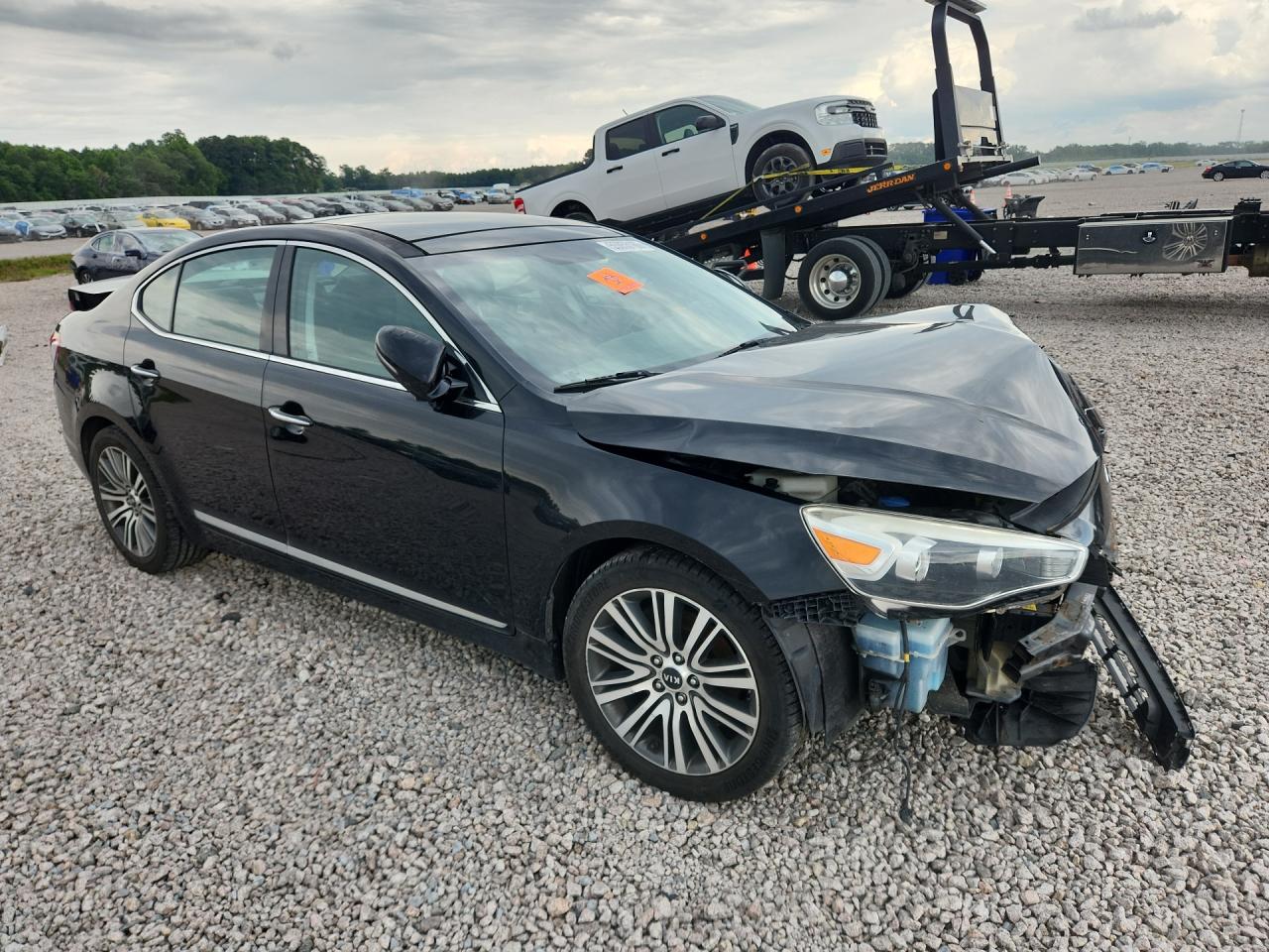 2015 Kia Cadenza Premium Black vin: KNALN4D73F5170617