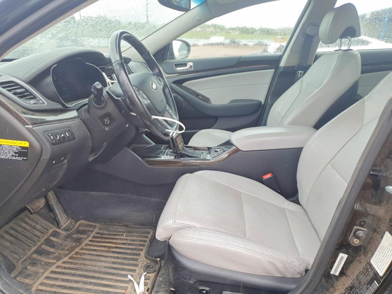 2015 Kia Cadenza Limited Black vin: KNALN4D73F5183061