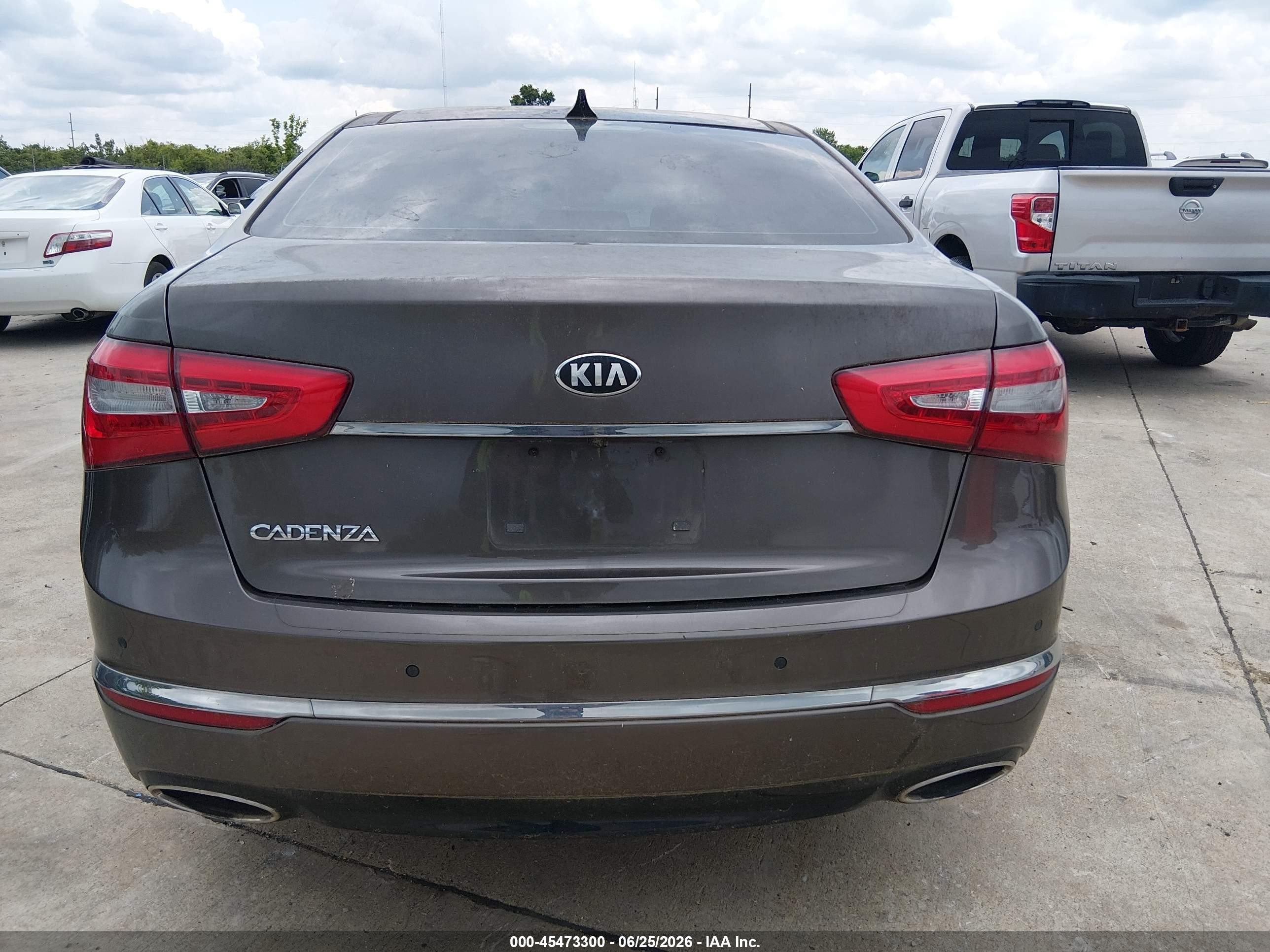2014 Kia Cadenza Premium Gray vin: KNALN4D74E5129301
