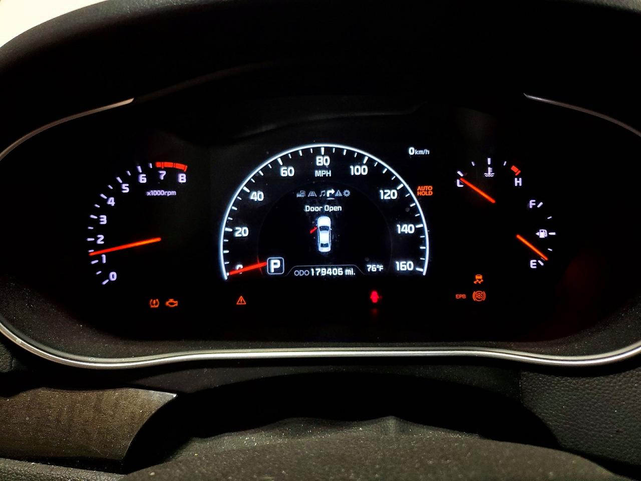 2014 Kia Cadenza Premium White vin: KNALN4D74E5129363