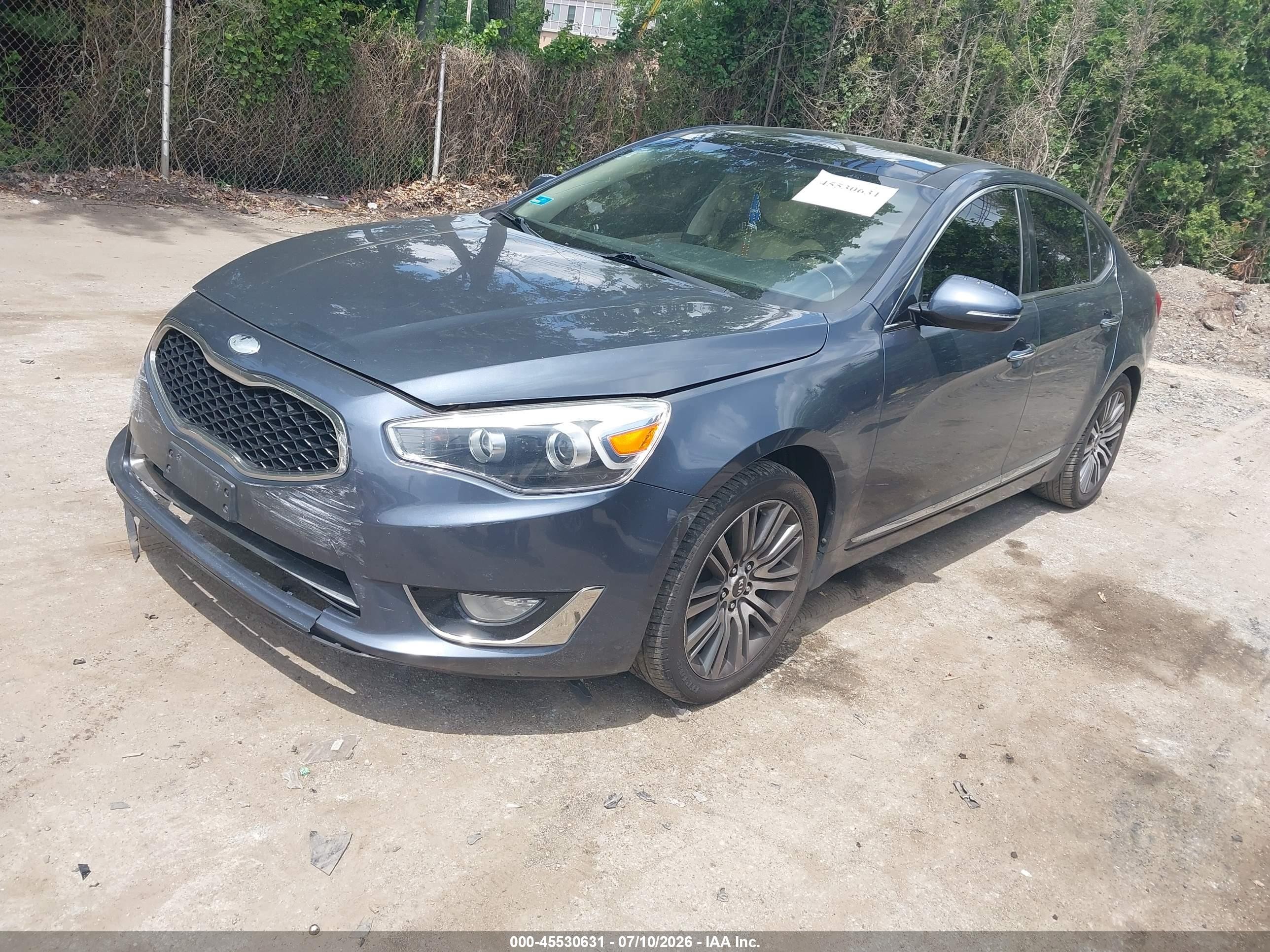 2014 Kia Cadenza Premium Blue vin: KNALN4D74E5153436