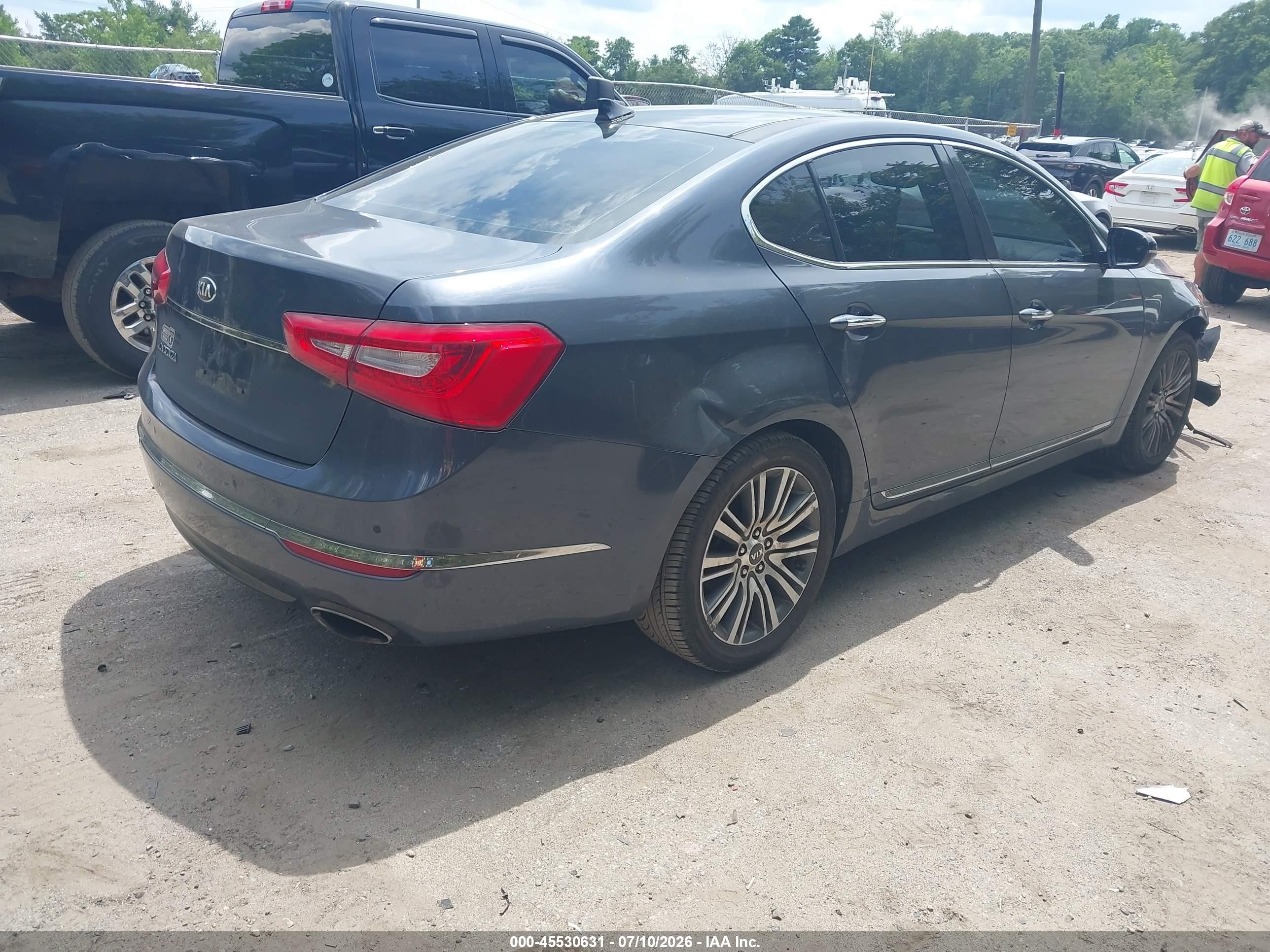 2014 Kia Cadenza Premium Blue vin: KNALN4D74E5153436