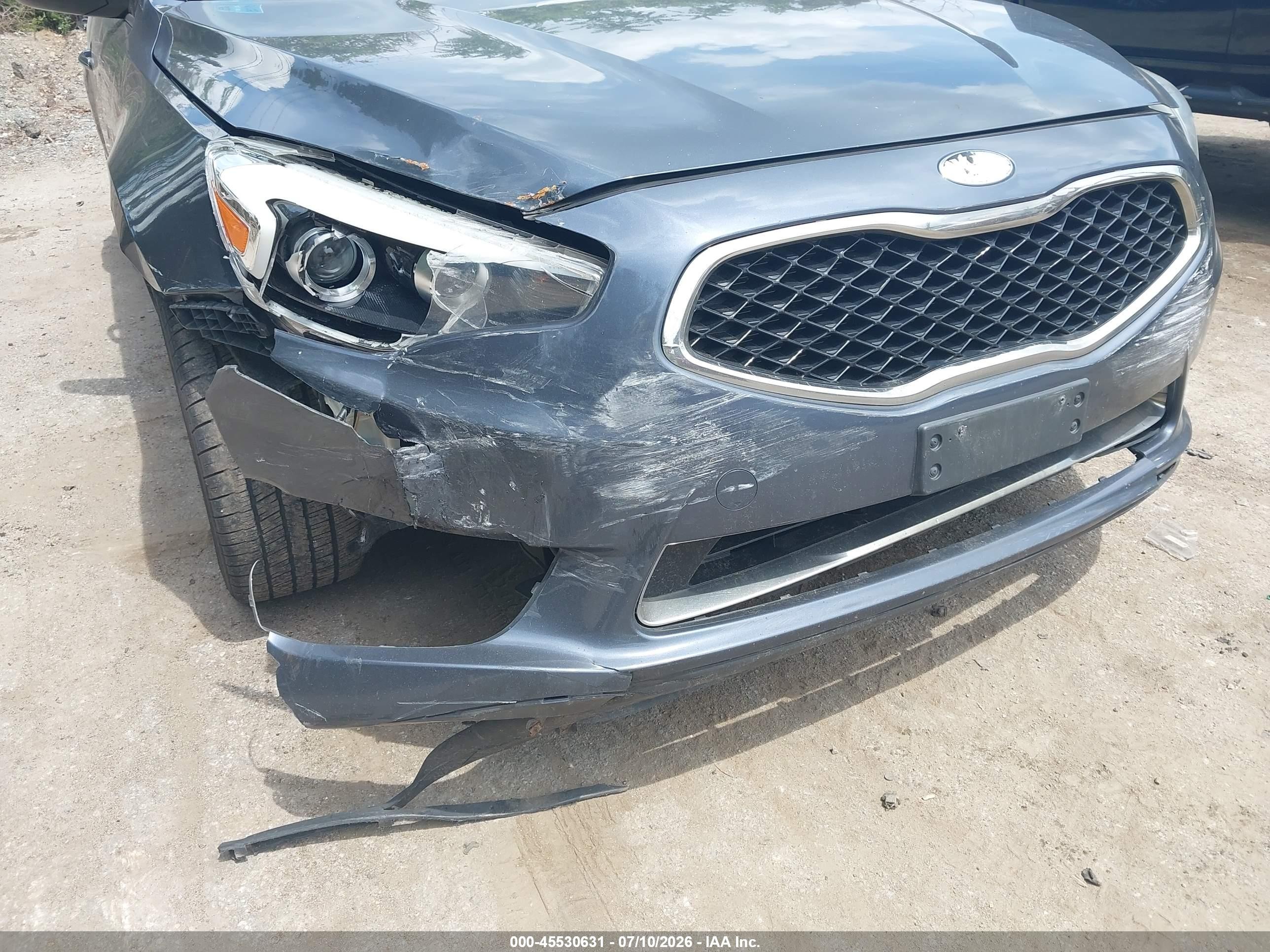 2014 Kia Cadenza Premium Blue vin: KNALN4D74E5153436