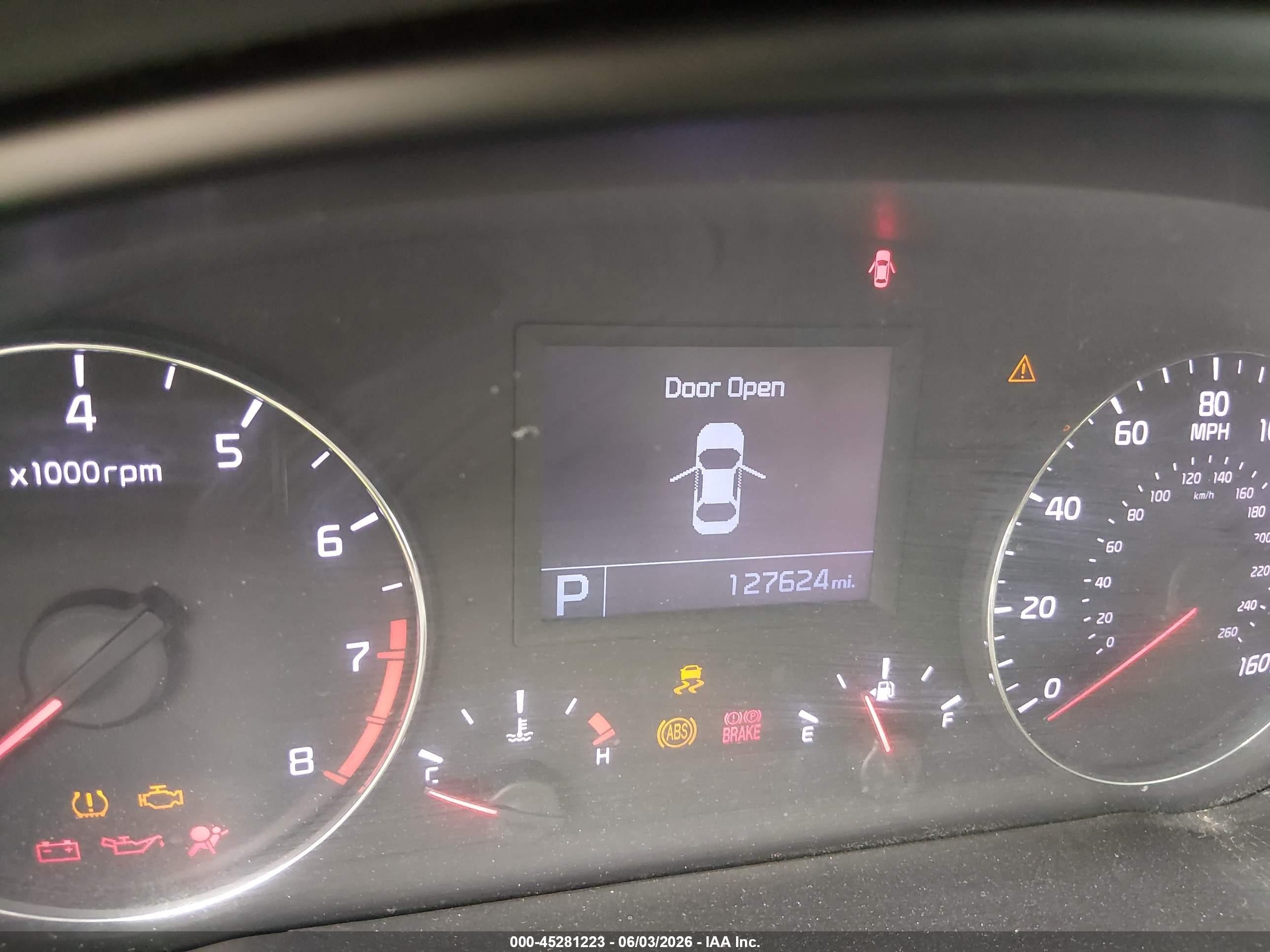2014 Kia Cadenza Premium Black vin: KNALN4D74E5161889