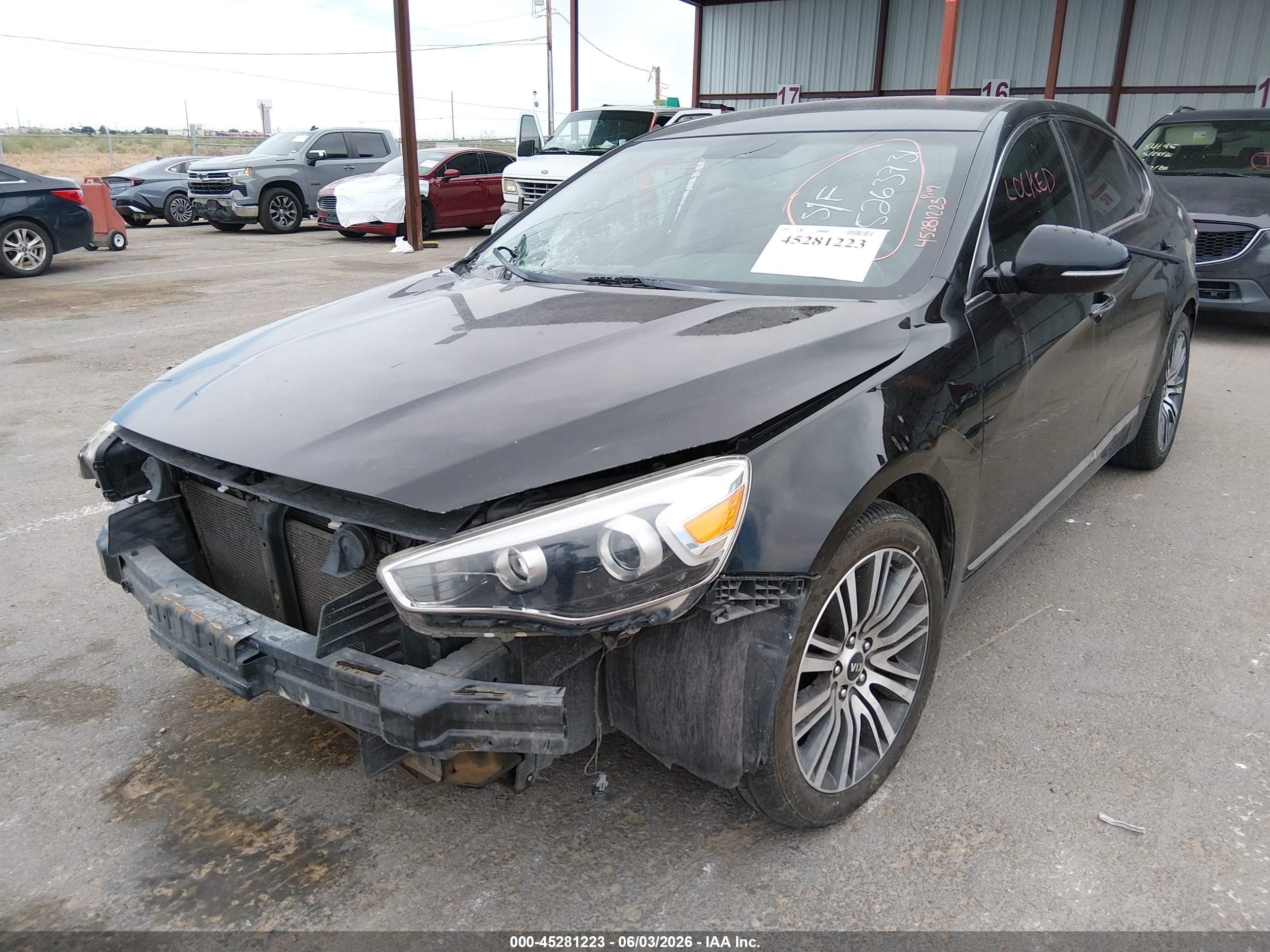 2014 Kia Cadenza Premium Black vin: KNALN4D74E5161889
