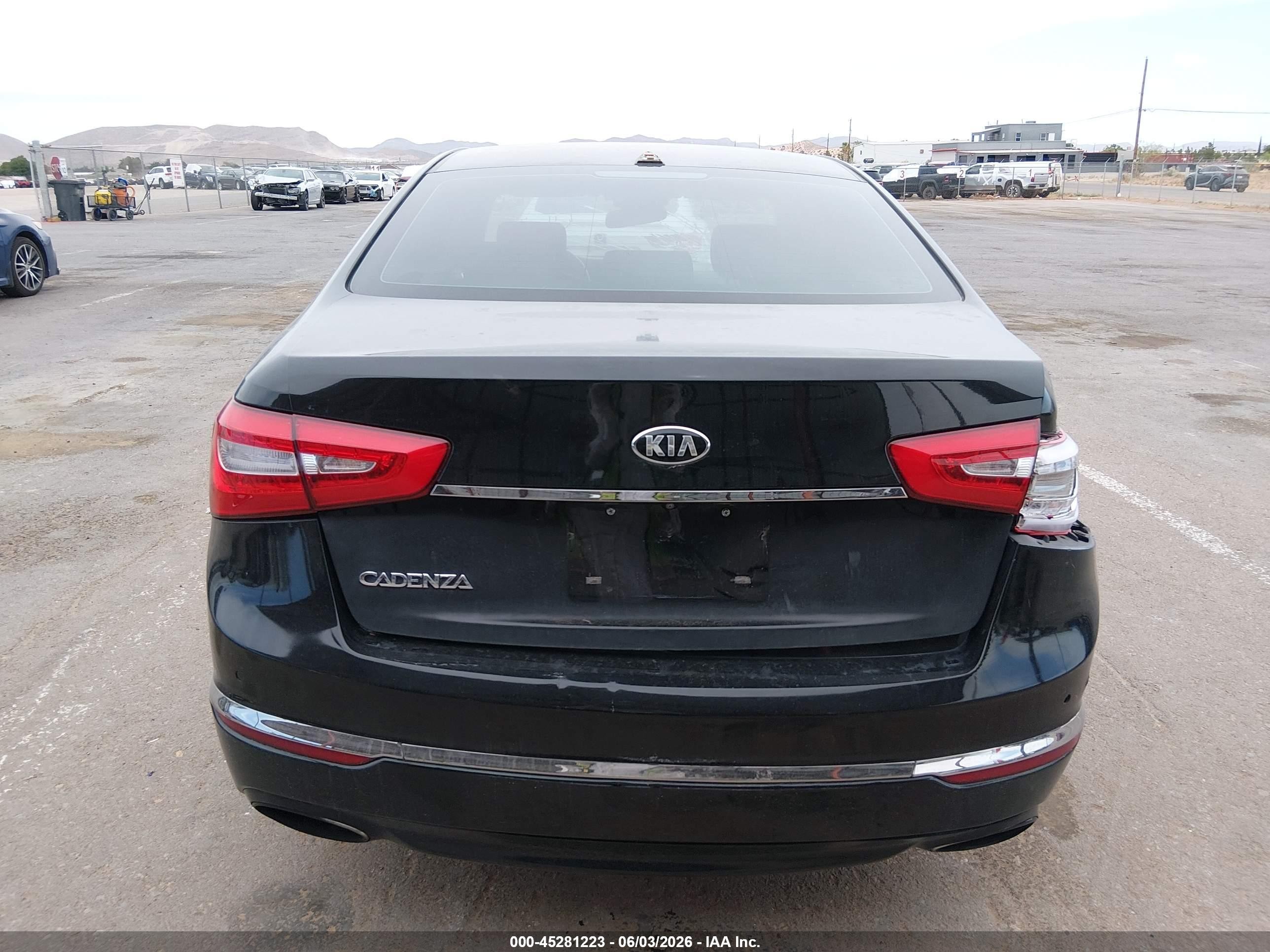 2014 Kia Cadenza Premium Black vin: KNALN4D74E5161889