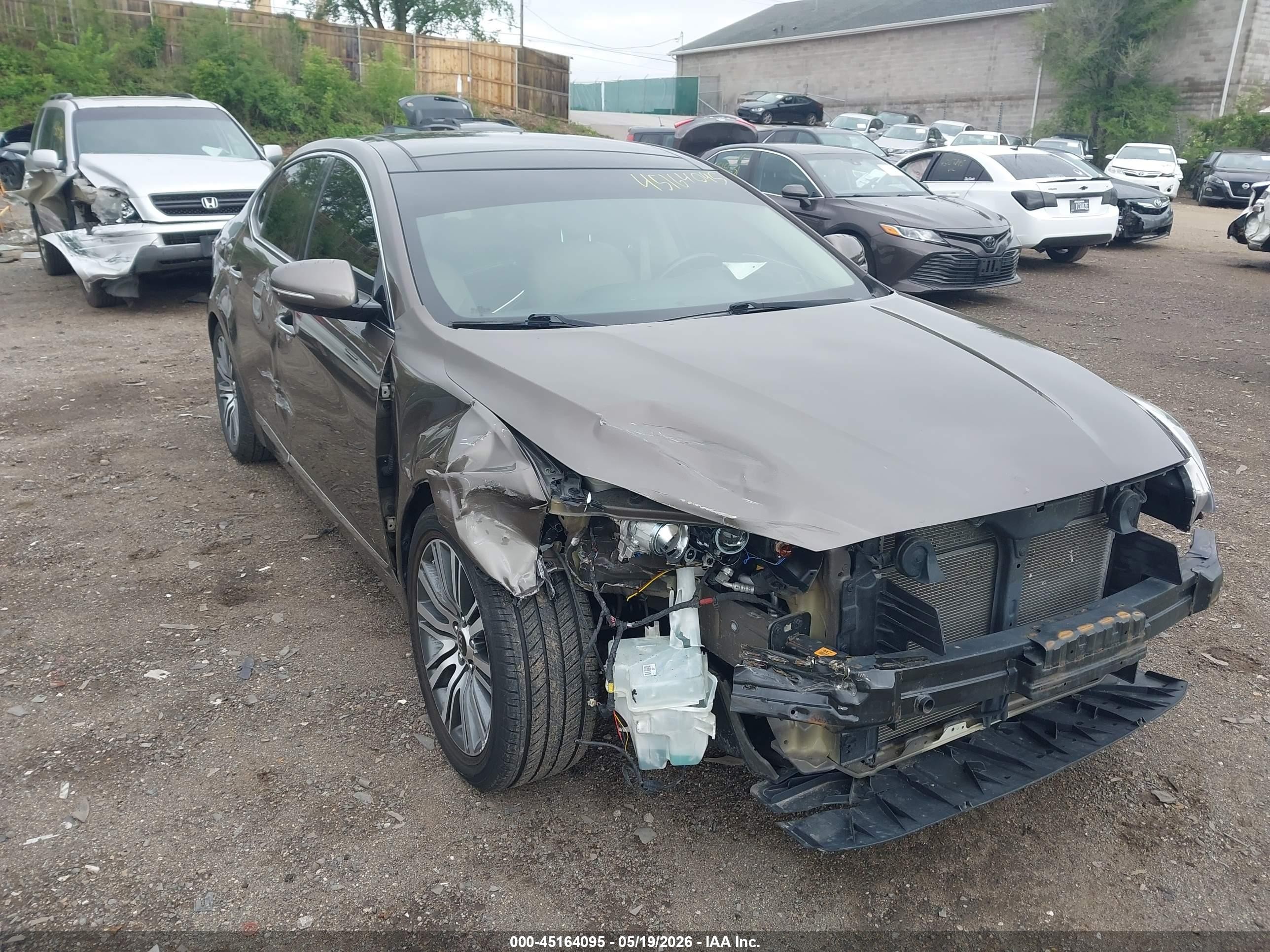 2014 Kia Cadenza Premium Gray vin: KNALN4D74E5166123
