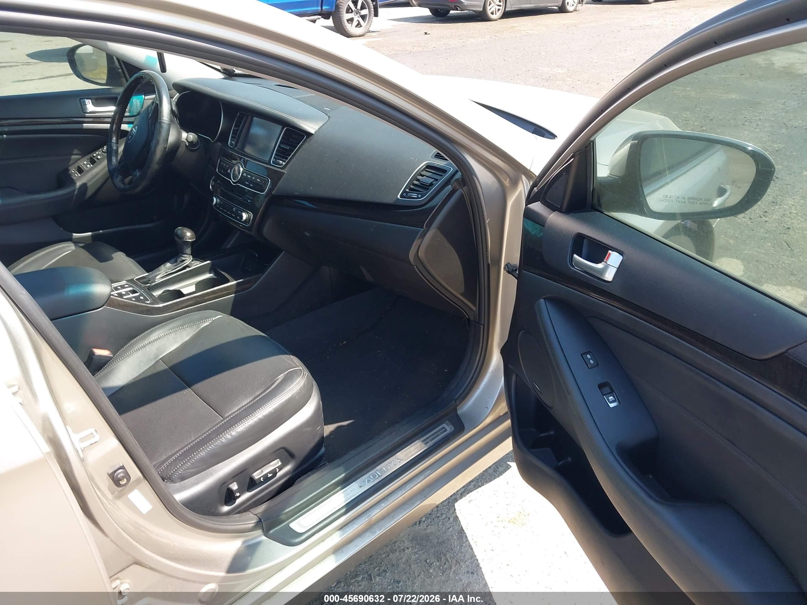 2015 Kia Cadenza Premium Silver vin: KNALN4D74F5173946