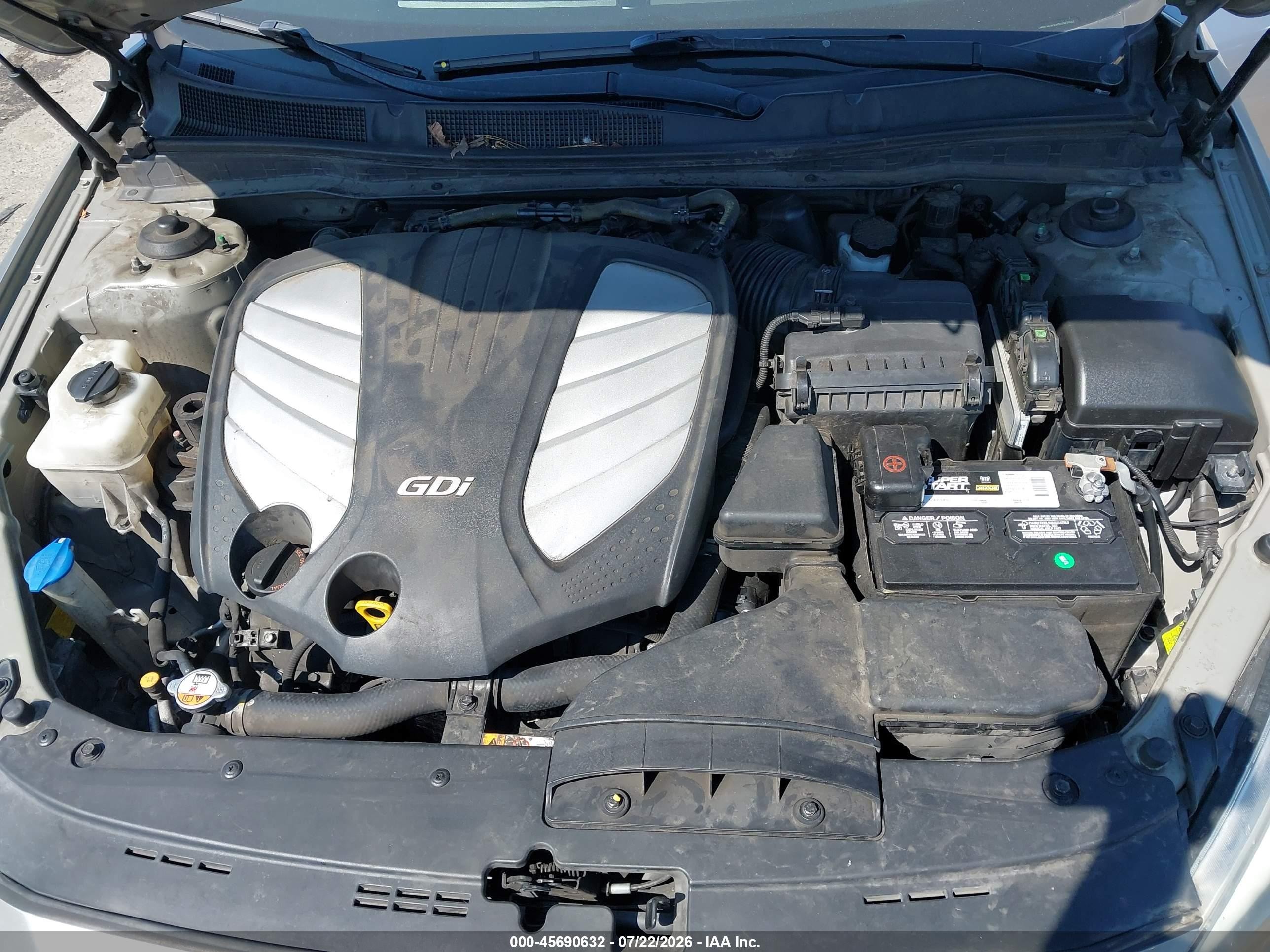 2015 Kia Cadenza Premium Silver vin: KNALN4D74F5173946