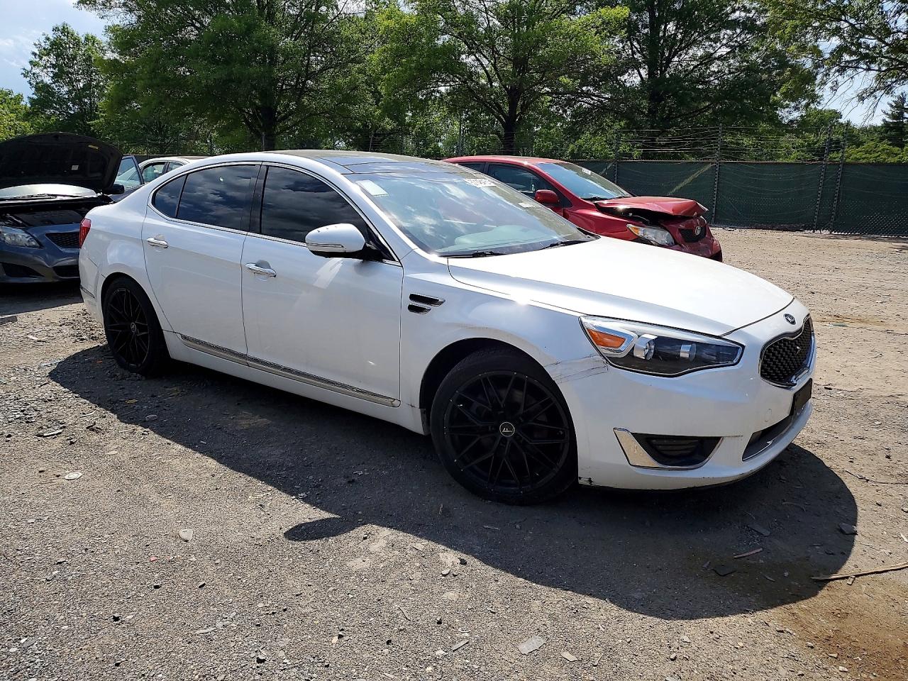 2015 Kia Cadenza Limited White vin: KNALN4D74F5195753
