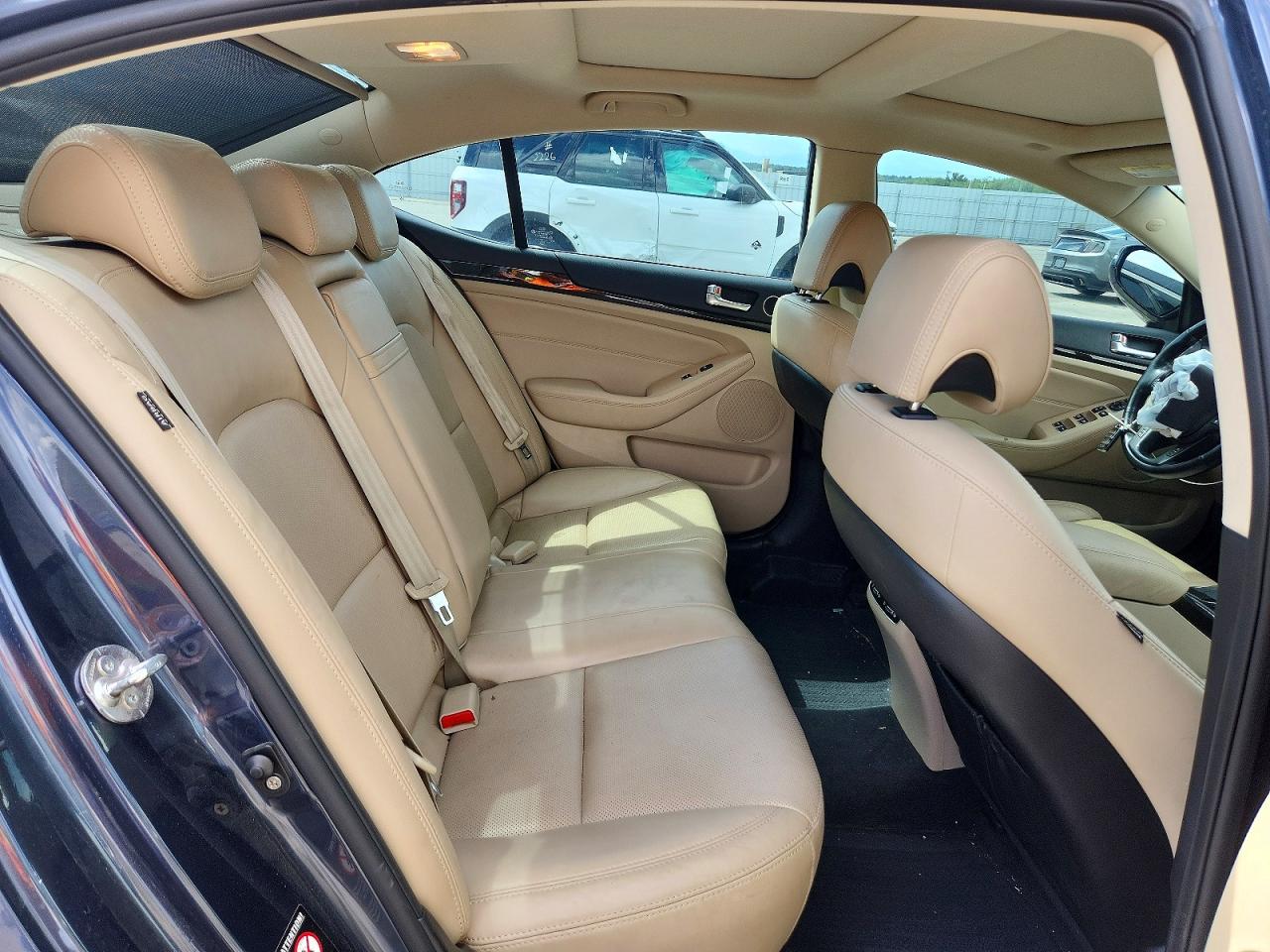 2014 Kia Cadenza Premium Blue vin: KNALN4D75E5124950