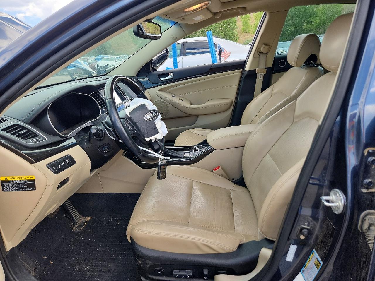 2014 Kia Cadenza Premium Blue vin: KNALN4D75E5124950
