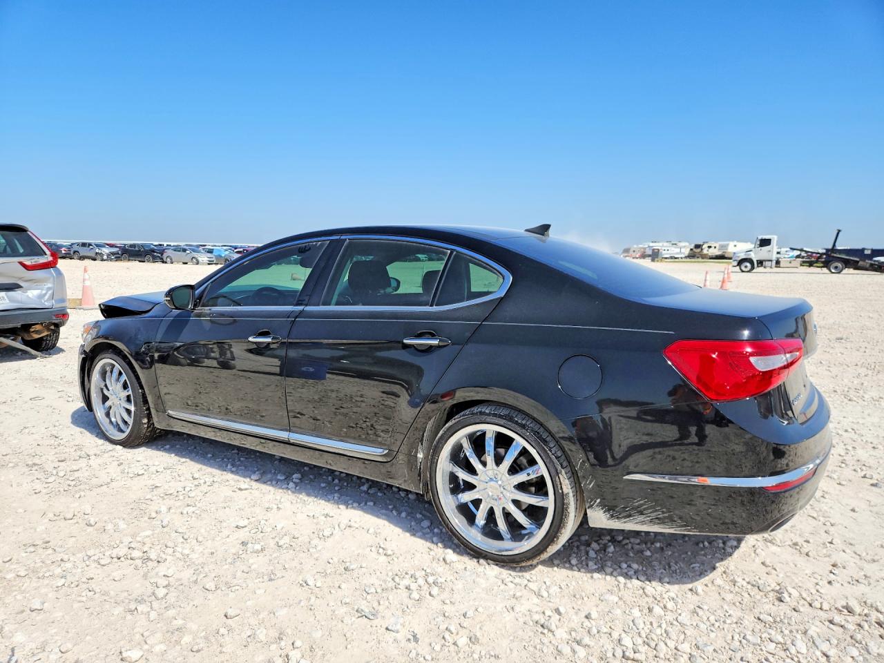 2014 Kia Cadenza Premium Black vin: KNALN4D75E5135138
