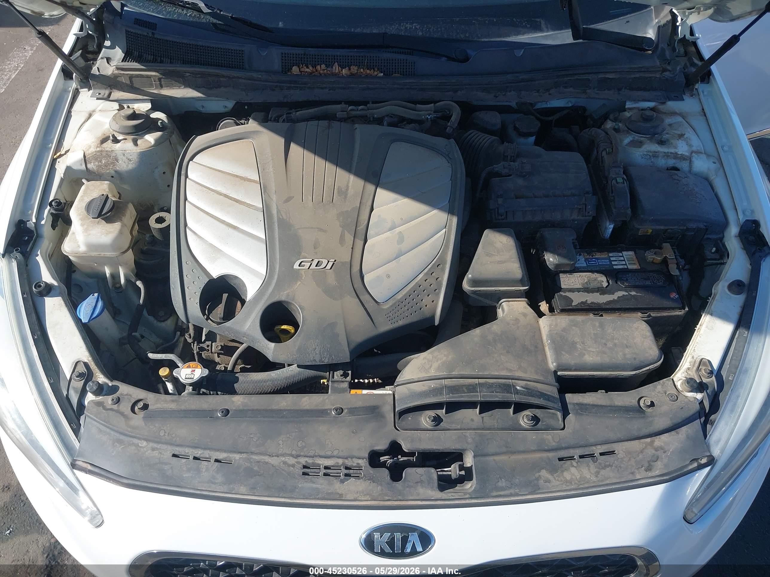 2014 Kia Cadenza Premium White vin: KNALN4D75E5152781