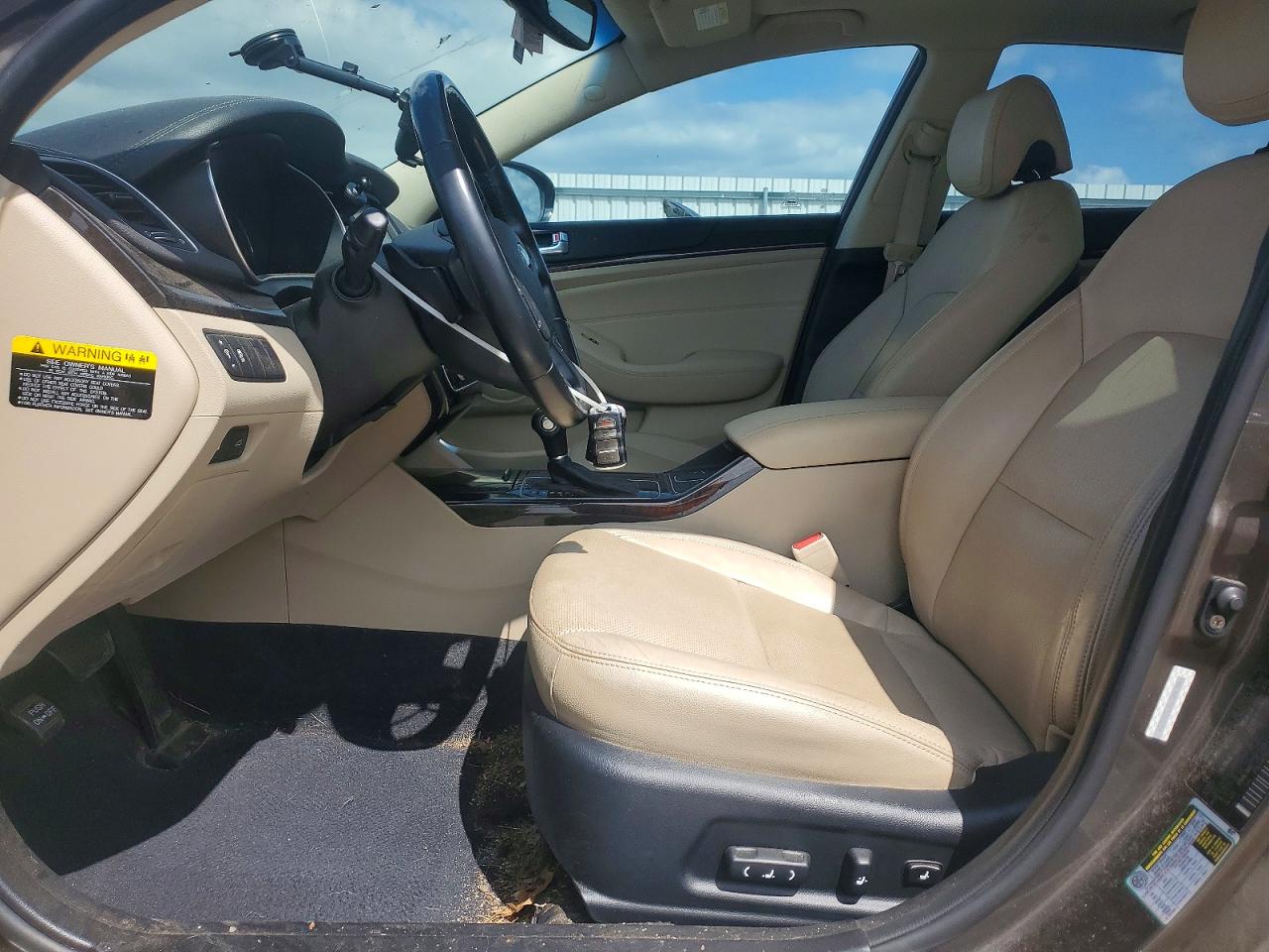 2015 Kia Cadenza Premium Коричневый vin: KNALN4D75F5168254