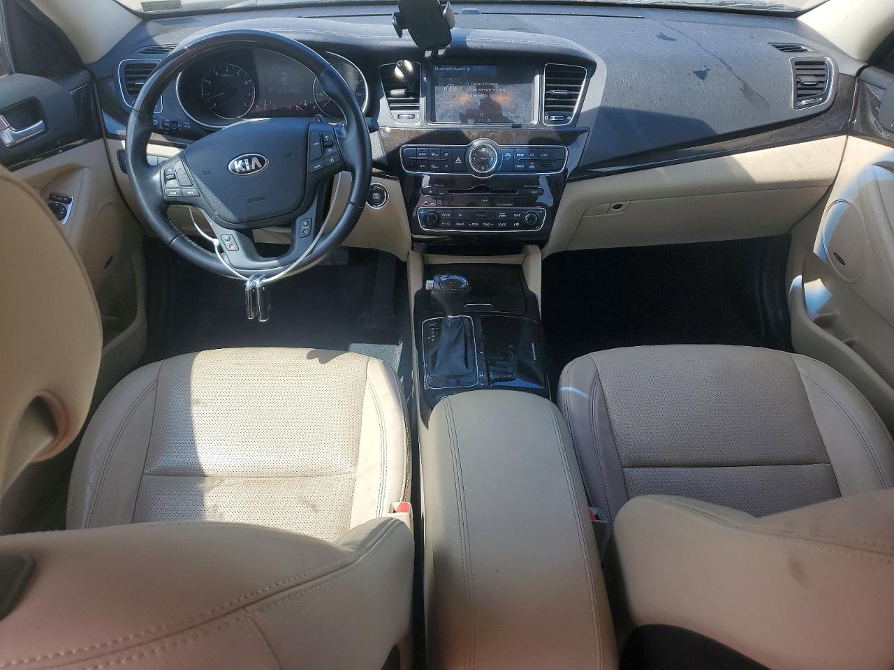 2015 Kia Cadenza Premium Коричневый vin: KNALN4D75F5168254