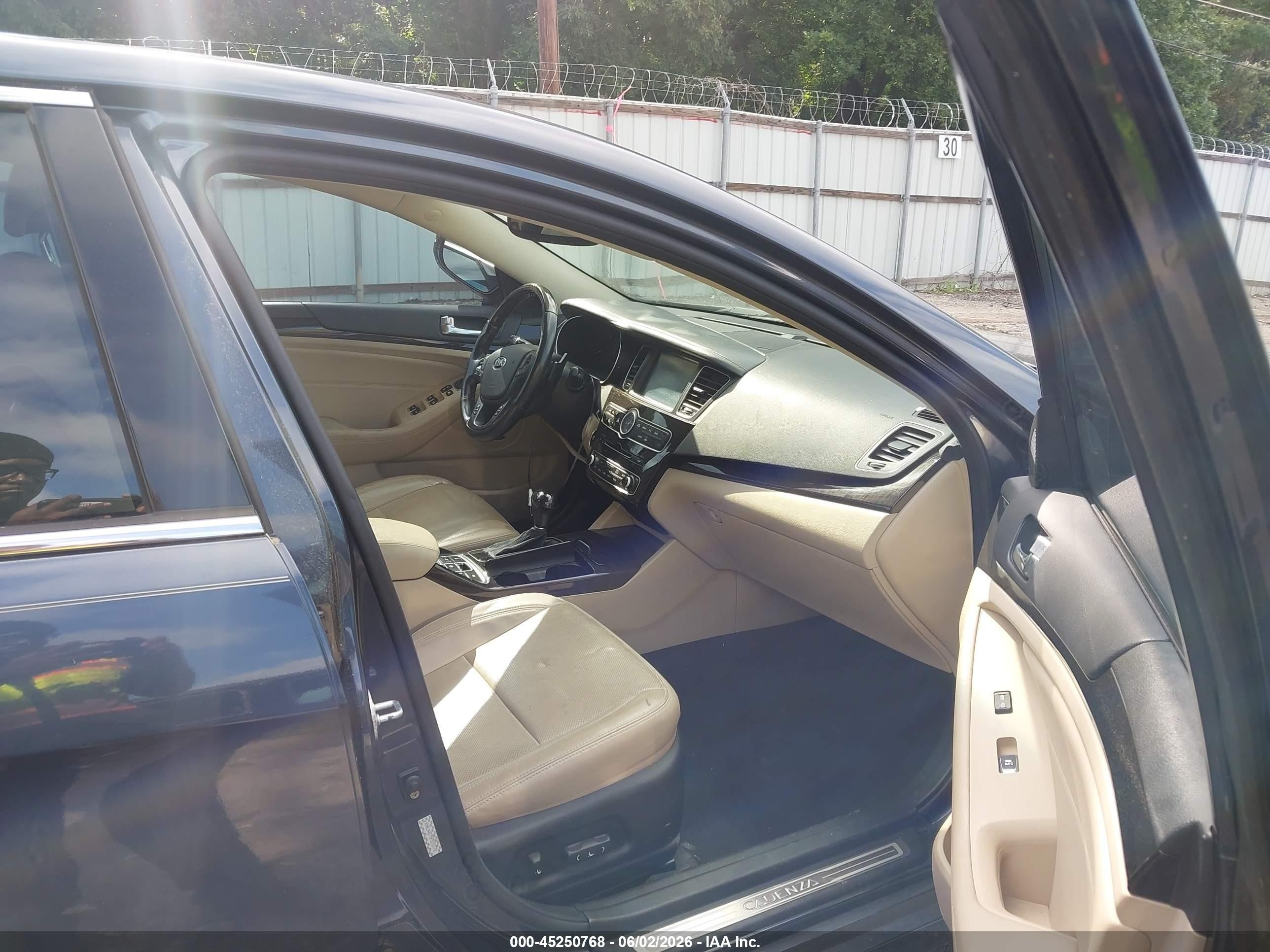 2015 Kia Cadenza Premium Light Blue vin: KNALN4D75F5192778