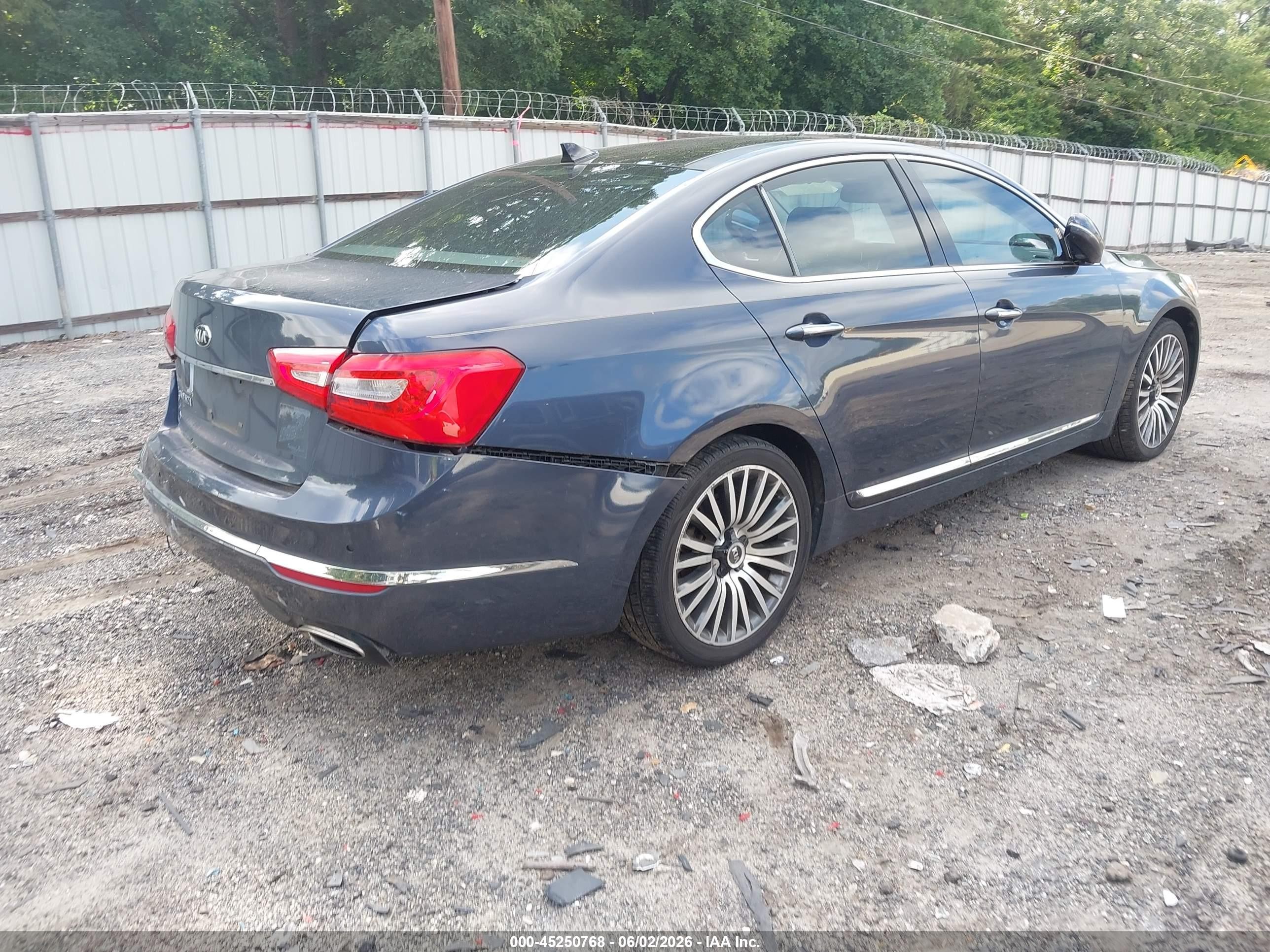 2015 Kia Cadenza Premium Light Blue vin: KNALN4D75F5192778