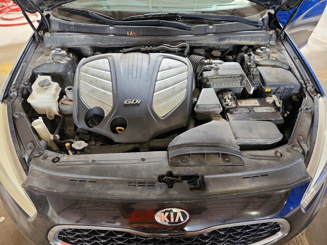 2014 Kia Cadenza Premium Black vin: KNALN4D76E5140218