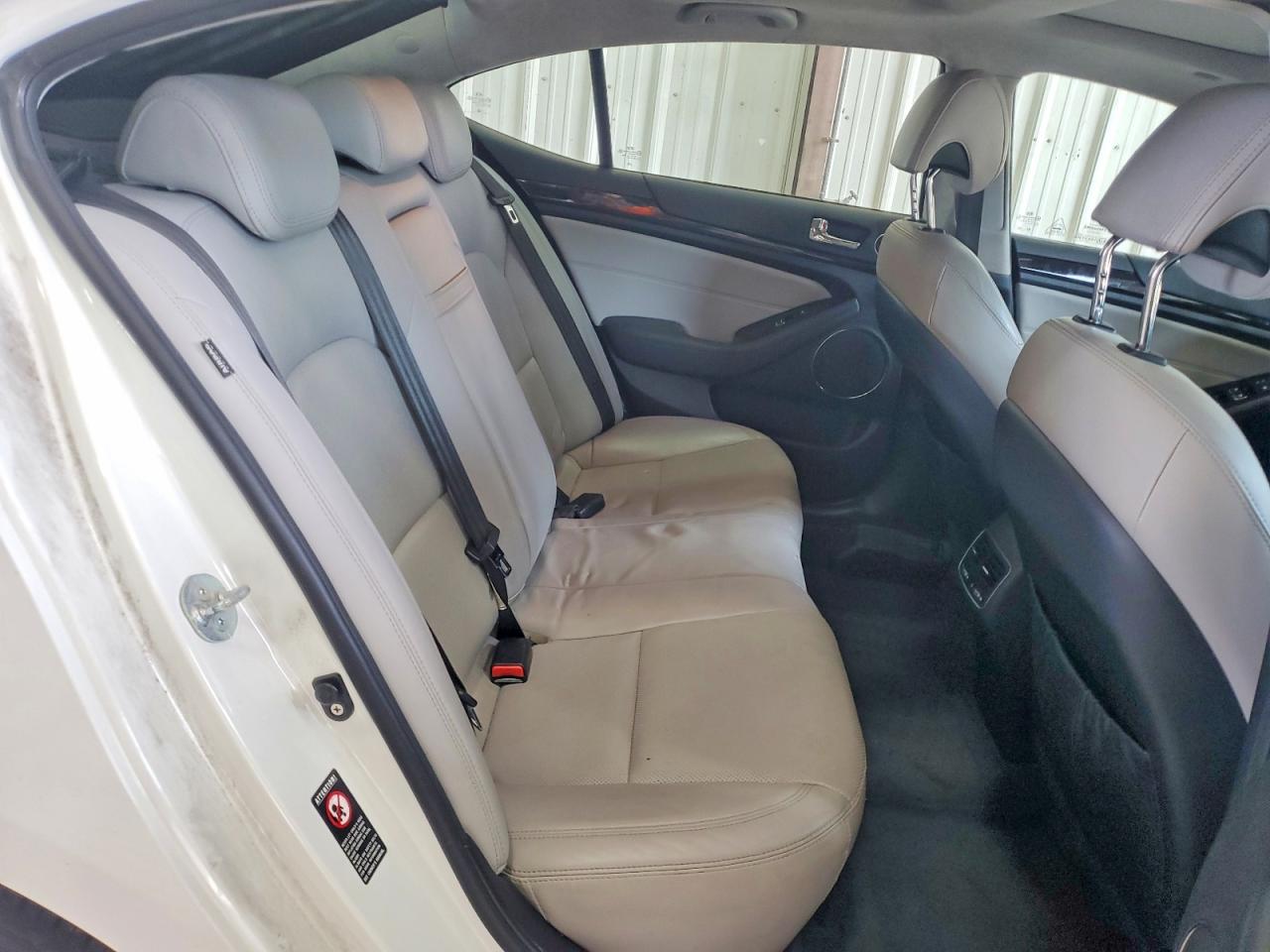 2014 Kia Cadenza Limited White vin: KNALN4D76E5144821