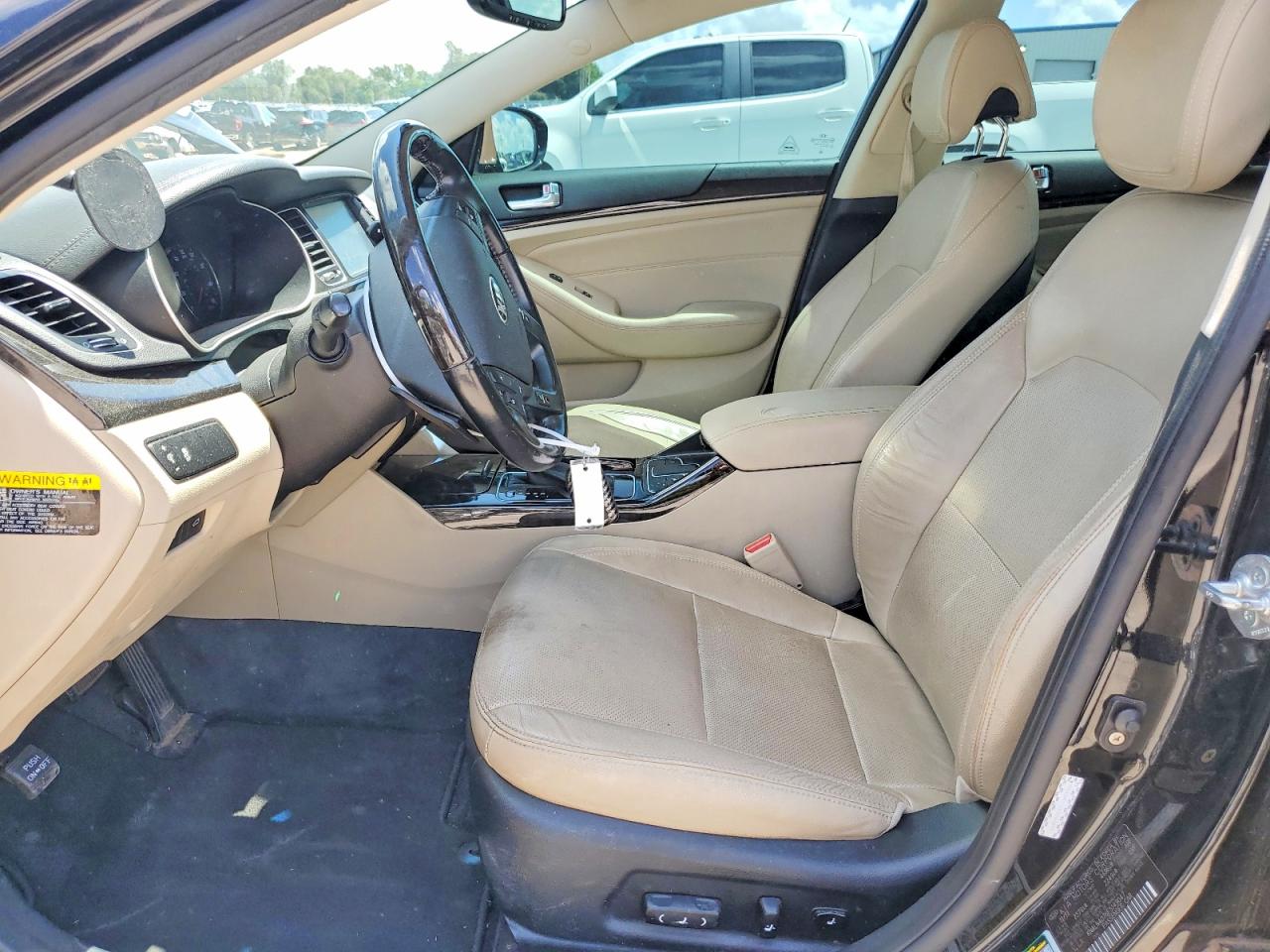 2014 Kia Cadenza Premium Black vin: KNALN4D76E5149047