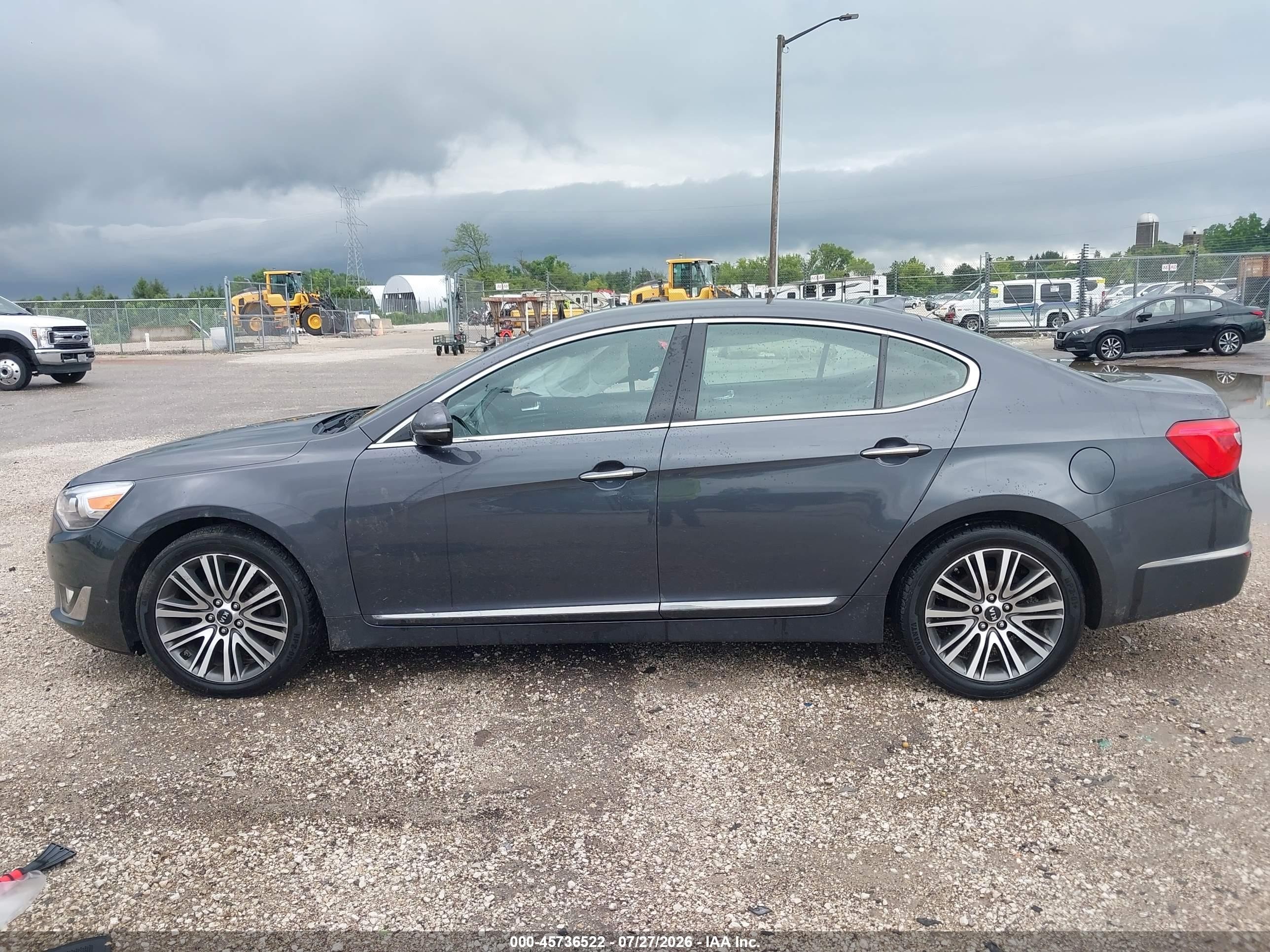 2015 Kia Cadenza Premium Black vin: KNALN4D76F5169395