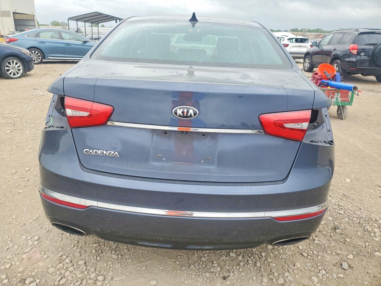2015 Kia Cadenza Premium Blue vin: KNALN4D76F5171907