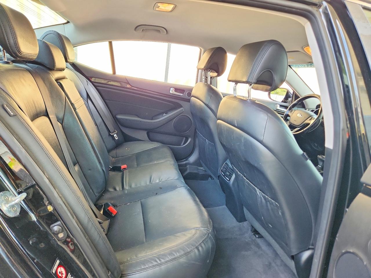 2016 Kia Cadenza Luxury Черный vin: KNALN4D76G5221383