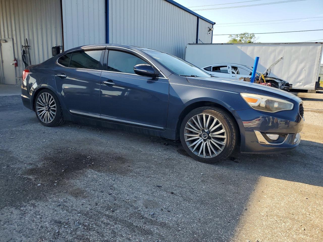 2014 Kia Cadenza Premium Charcoal vin: KNALN4D77E5122486