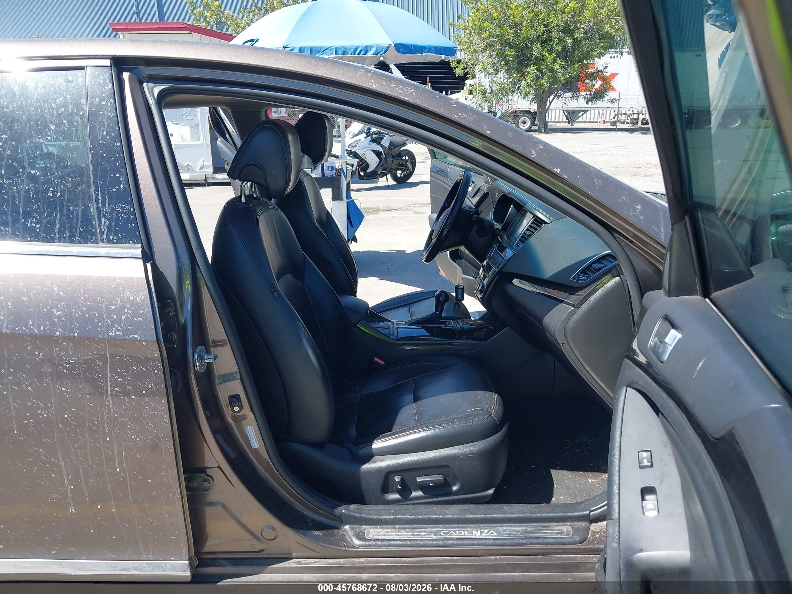2014 Kia Cadenza Premium Dark Brown vin: KNALN4D77E5124240