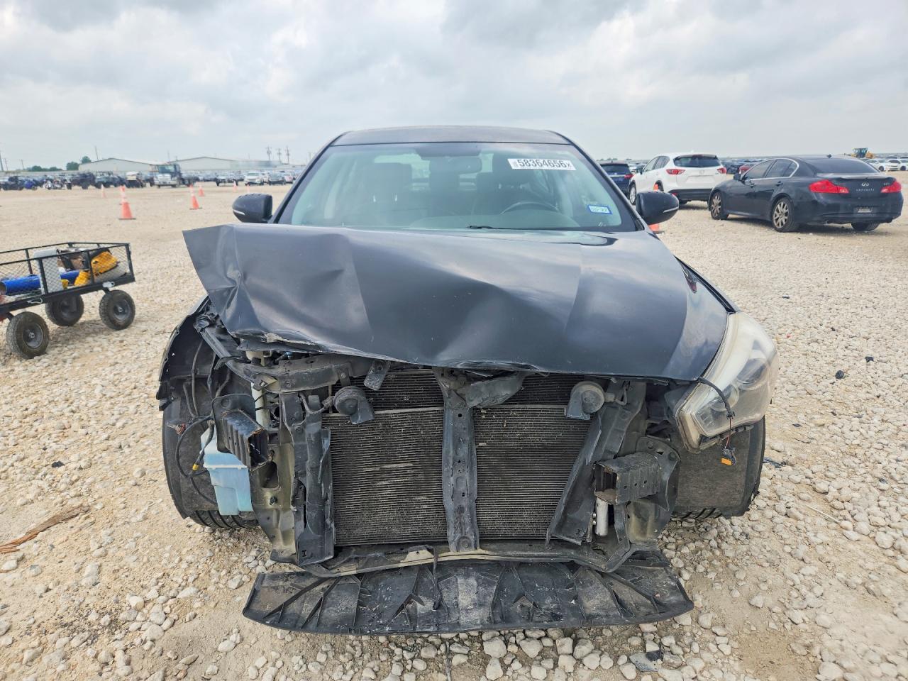 2014 Kia Cadenza Premium Black vin: KNALN4D77E5137845