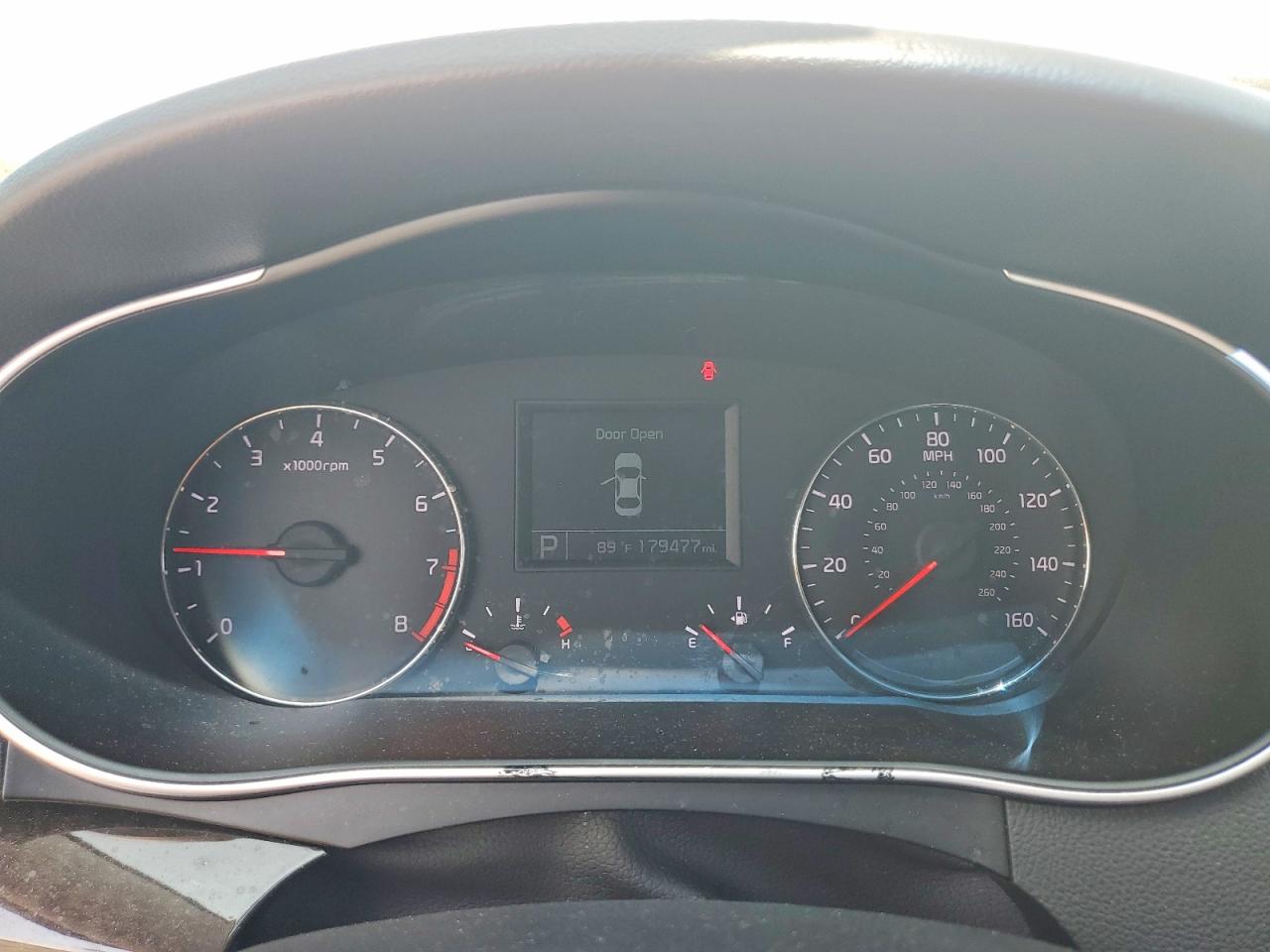 2014 Kia Cadenza Premium White vin: KNALN4D77E5144682