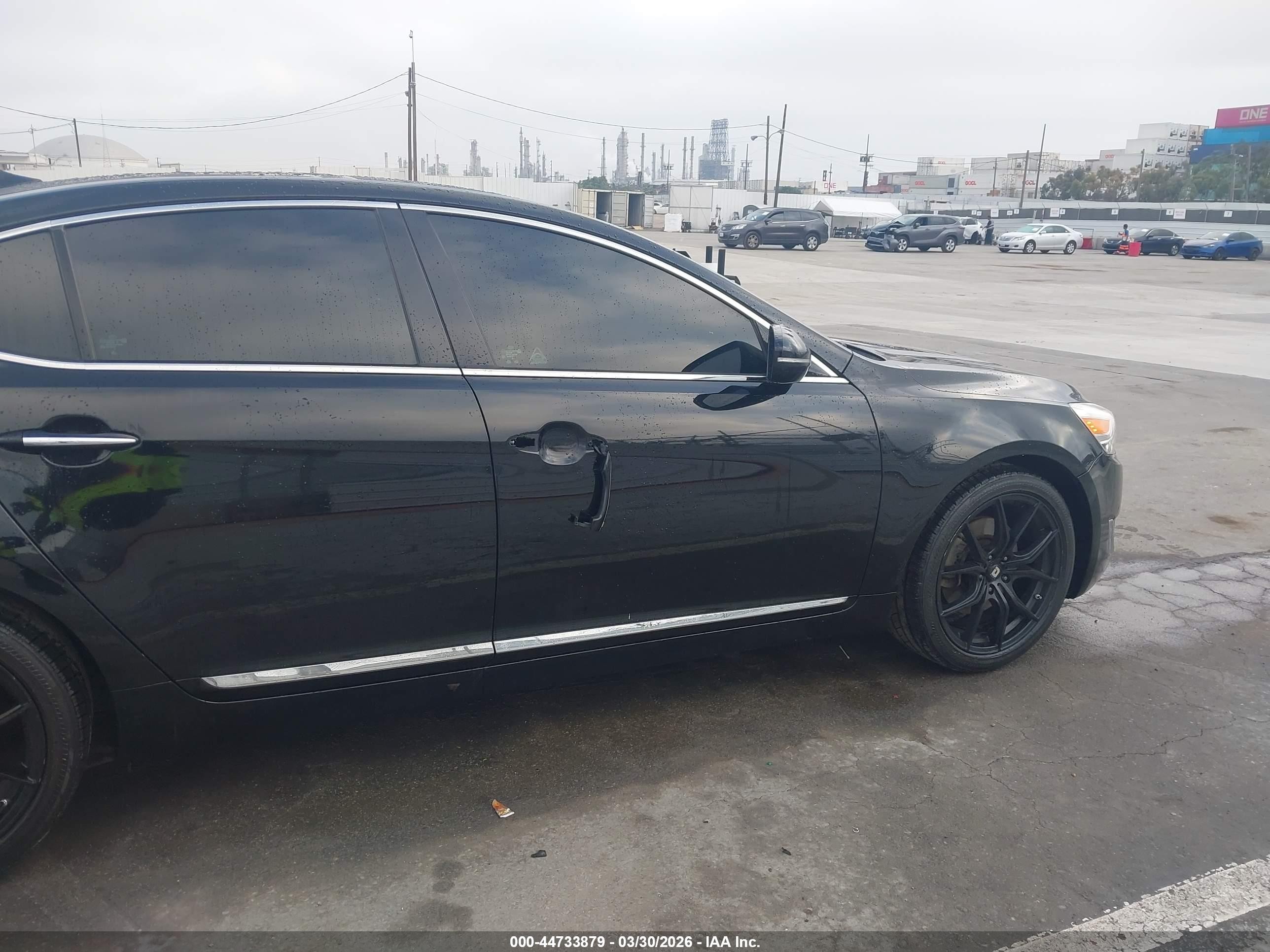 2014 Kia Cadenza Limited Black vin: KNALN4D77E5154886