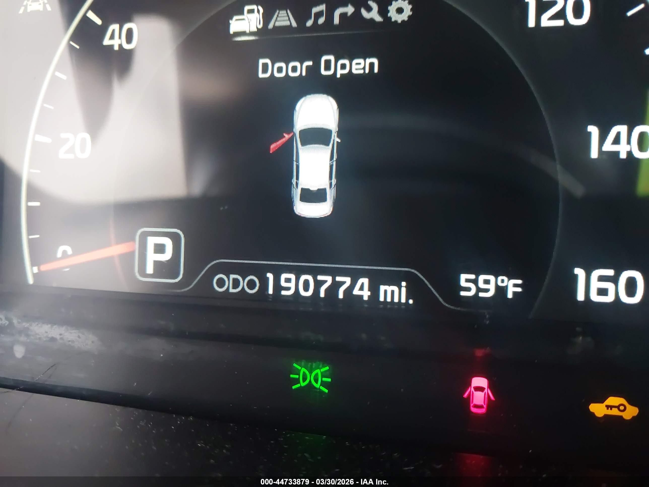 2014 Kia Cadenza Limited Black vin: KNALN4D77E5154886