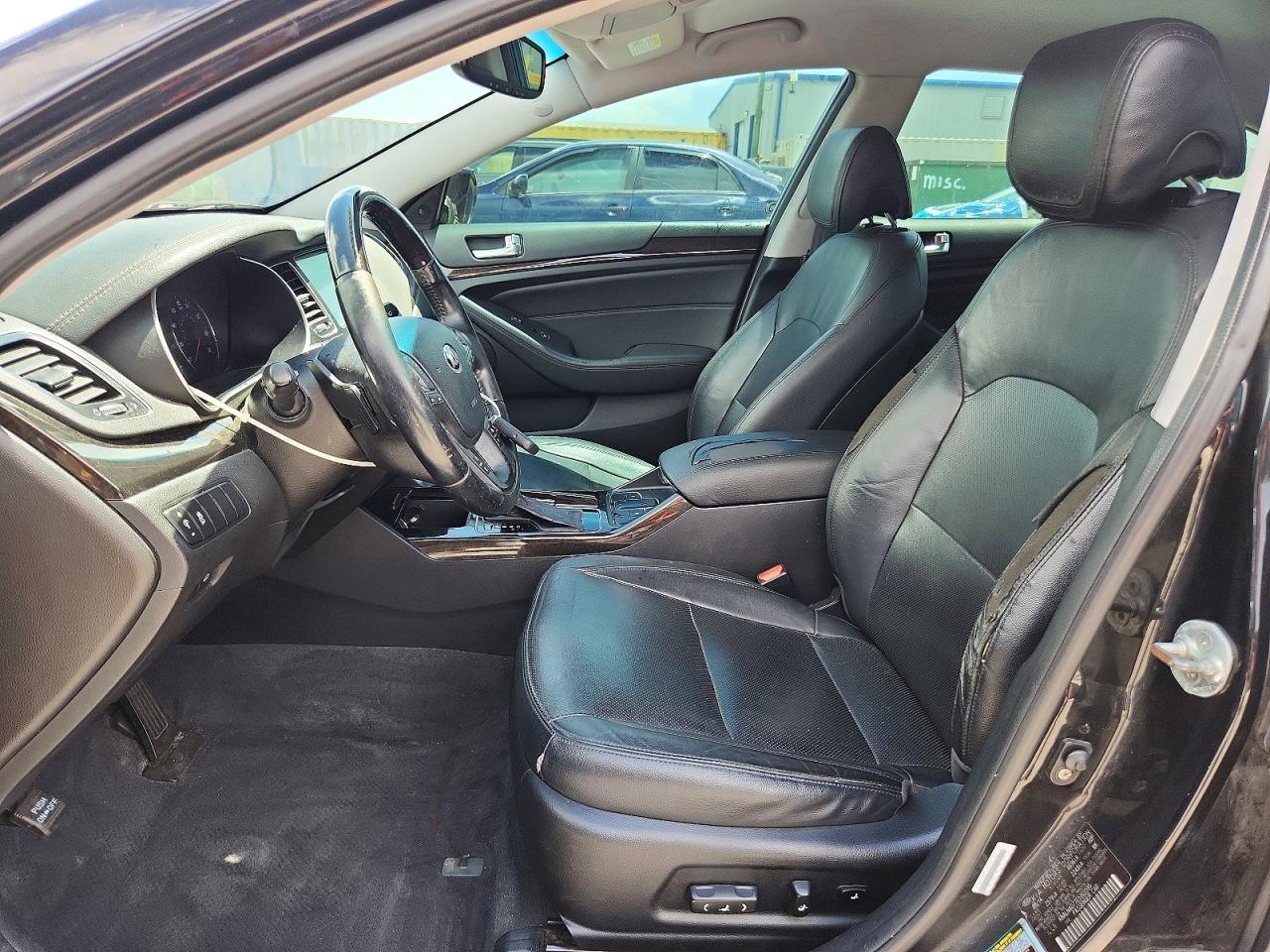 2014 Kia Cadenza Premium Black vin: KNALN4D77E5165595