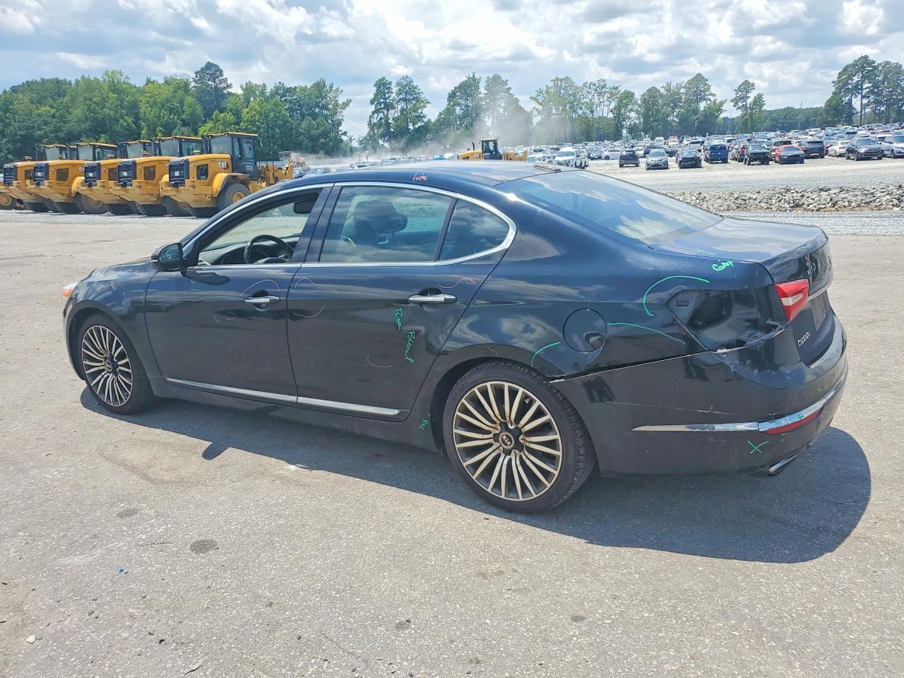 2015 Kia Cadenza Premium Black vin: KNALN4D77F5177604