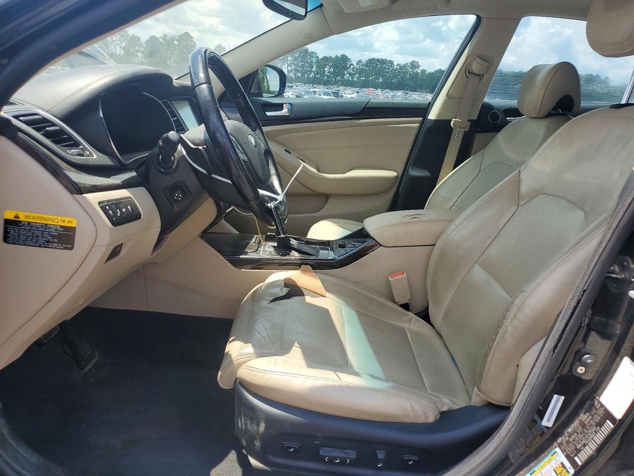 2015 Kia Cadenza Premium Black vin: KNALN4D77F5177604