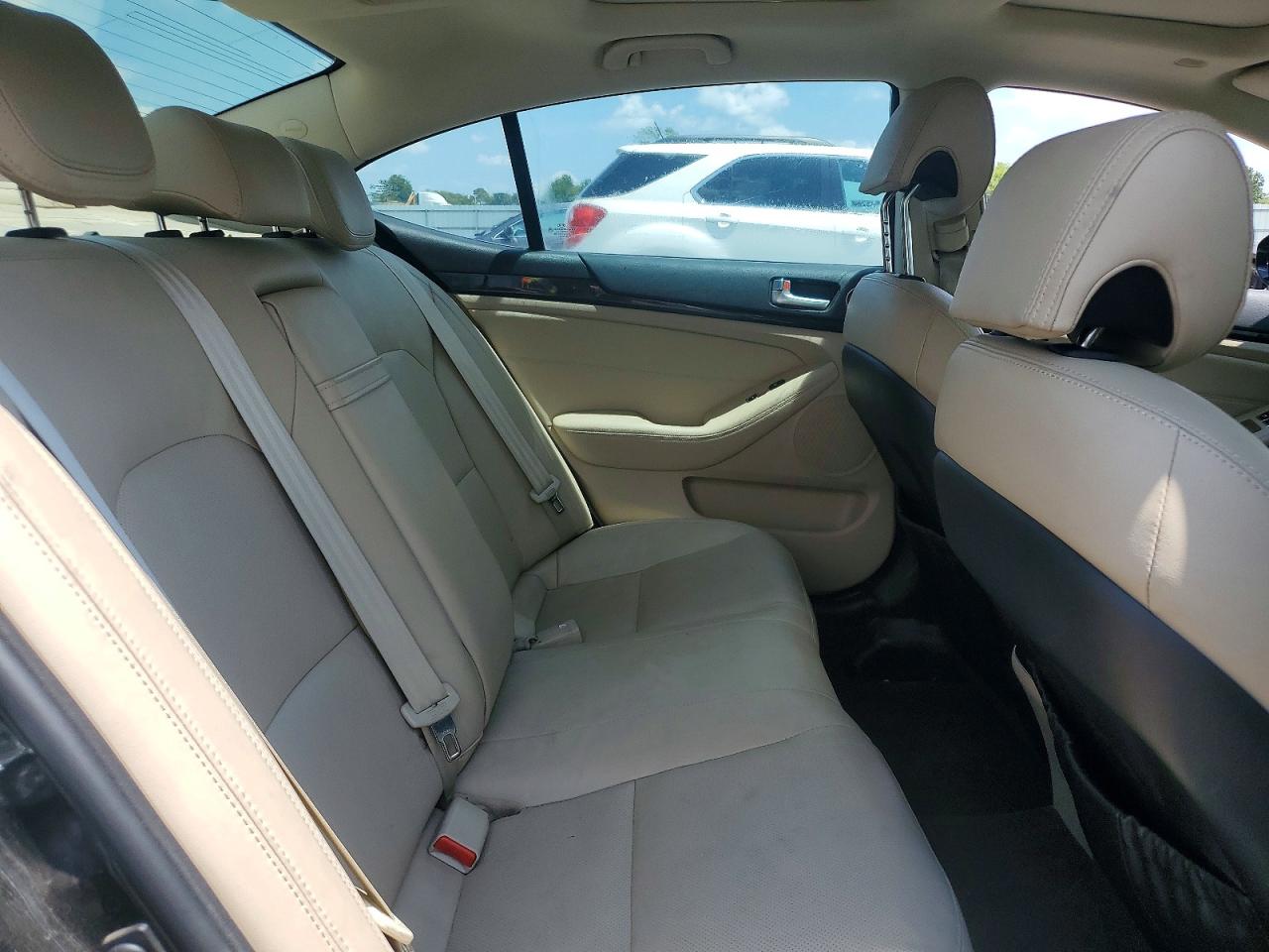 2015 Kia Cadenza Premium Black vin: KNALN4D77F5177604