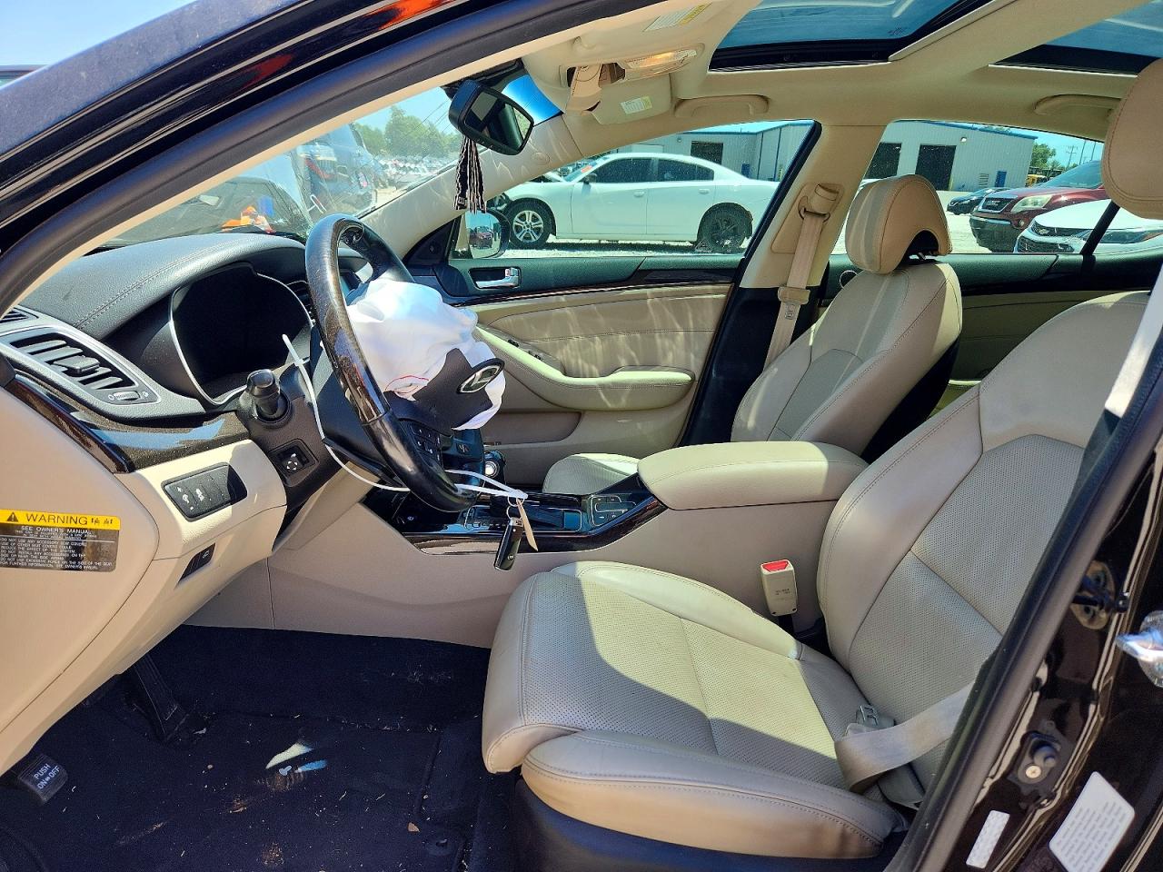 2014 Kia Cadenza Premium Black vin: KNALN4D78E5135103